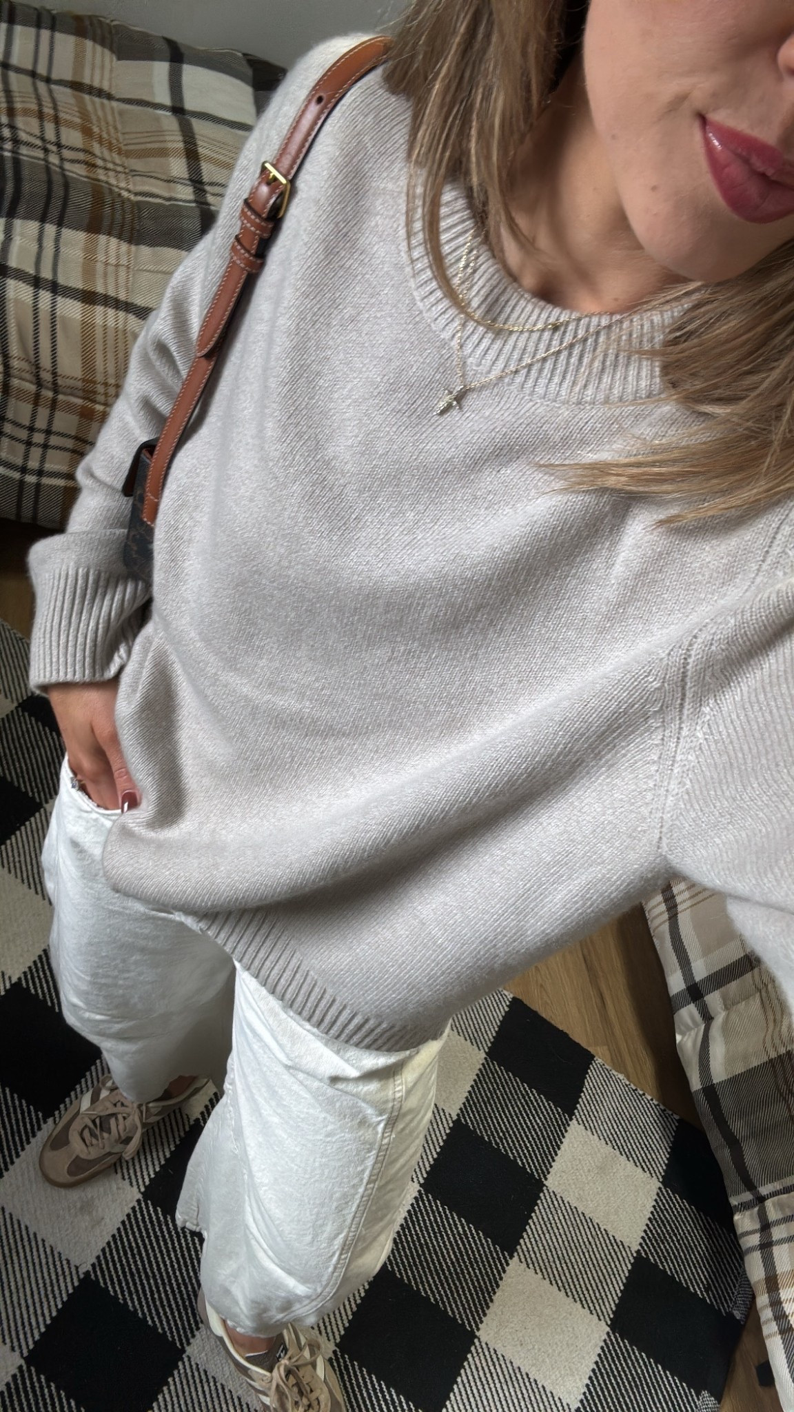 Best sweater! 

Lizaflats, QuincePartner, winter, 

#LTKGiftGuide #LTKHoliday #LTKCyberWeek
