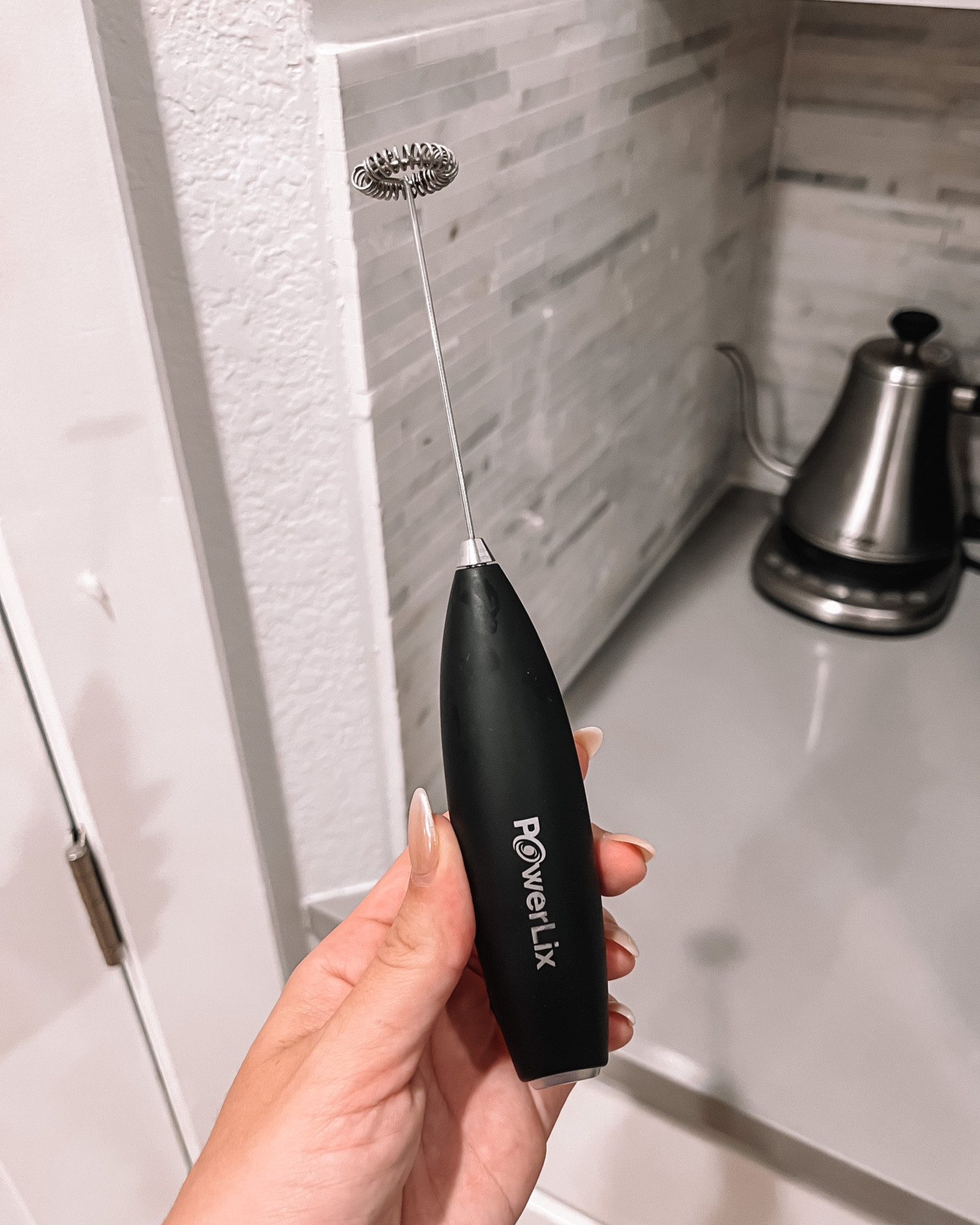 Milk frother I use!

Kitchen tool, coffee, home find

#LTKhome #LTKU #LTKFind