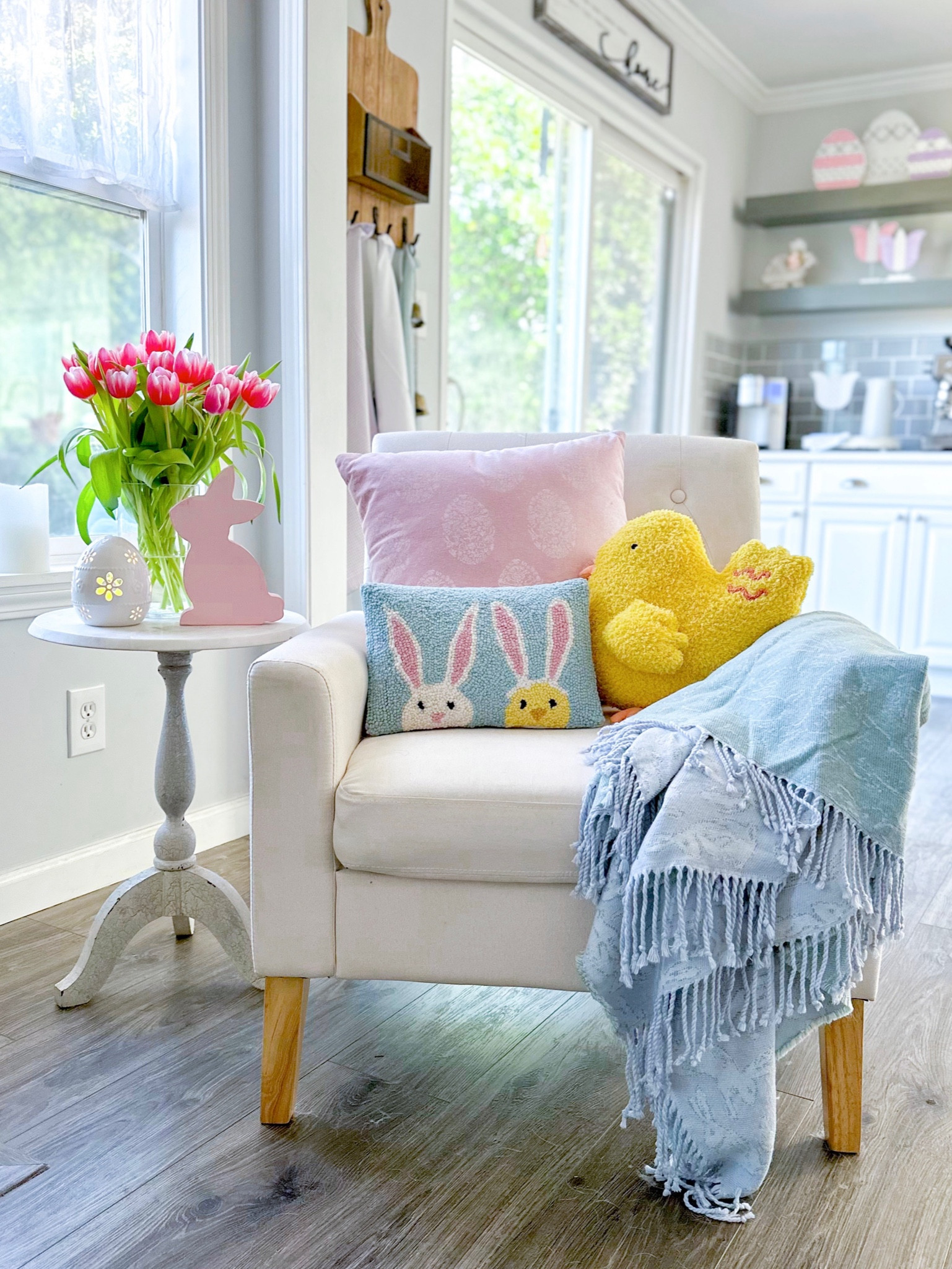 Springy Easter Corner

#LTKSeasonal #LTKhome