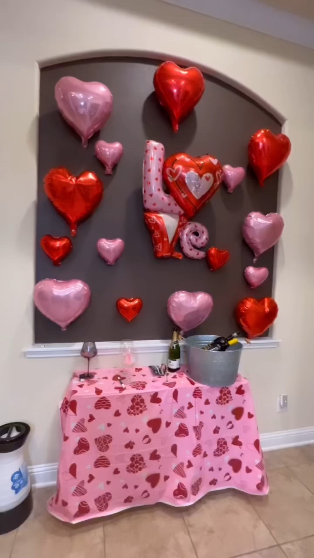 Valentine’s Day is around the corner. Here is my perfect Galentine’s. The theme was sip and paint. I had everything from edible glitter, cotton candy ,the canvas paint, lots of food lots of love and definitely a lot of laughter. I mean, did you see the paintings at the end? Oh yeah, it was a lot of laughter.😆 


#LTKValentine #LTKBeauty #LTKdayinmylife