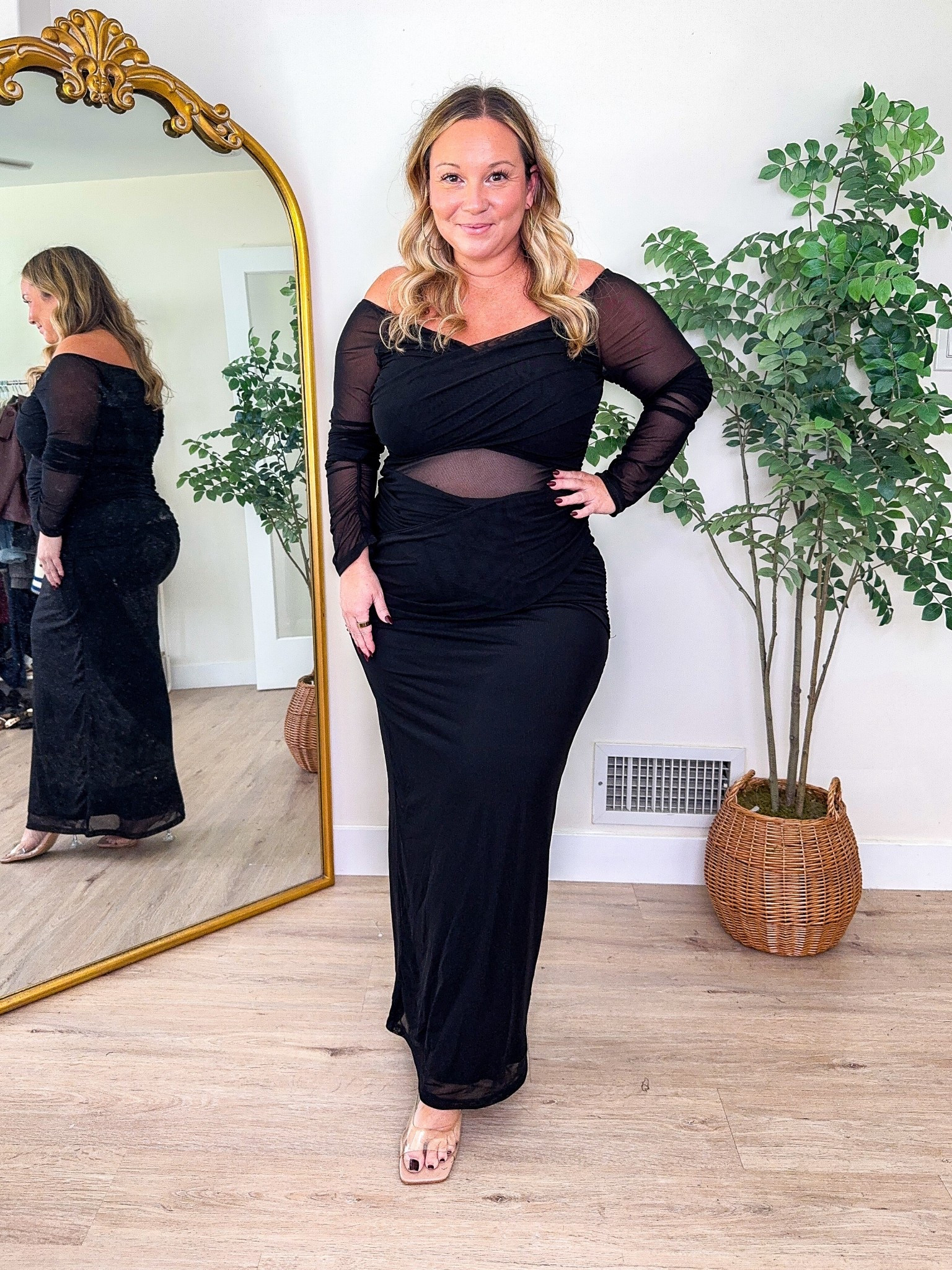 Amazon mesh dress size XL
Perfect for a fall wedding! 

Wedding guest dress, fall fashion, fall dress, party dress, Holiday dress, Amazon finds, Amazon fashion, petite style, midsize style 

#LTKHoliday #LTKMidsize #LTKPetite