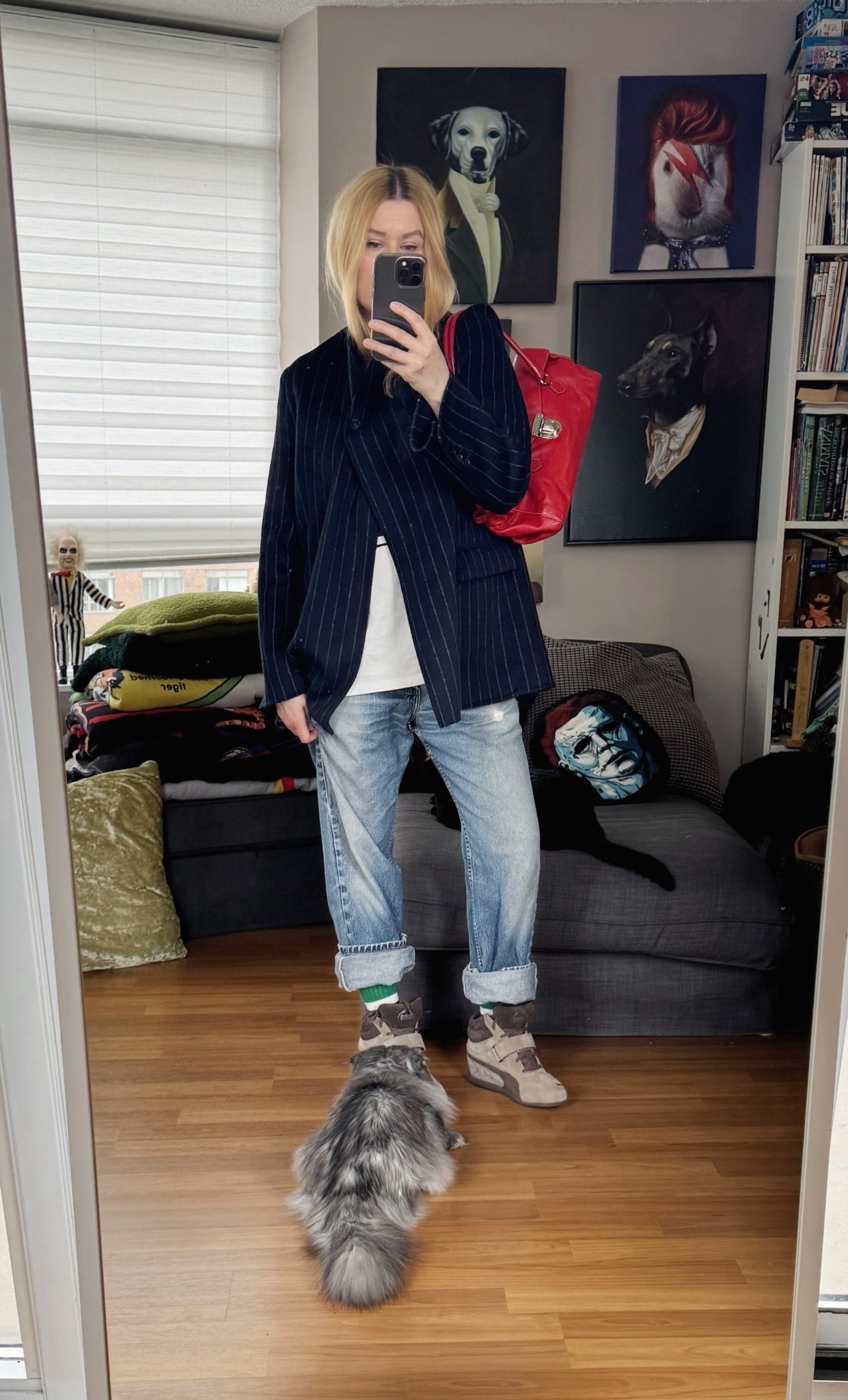 My rule is to slways post the picture that has the cats in it regardless what it looks like. 
Jeans, t-shirt, and bag are vintage  

#LTKSeasonal #LTKOver40 #LTKootd