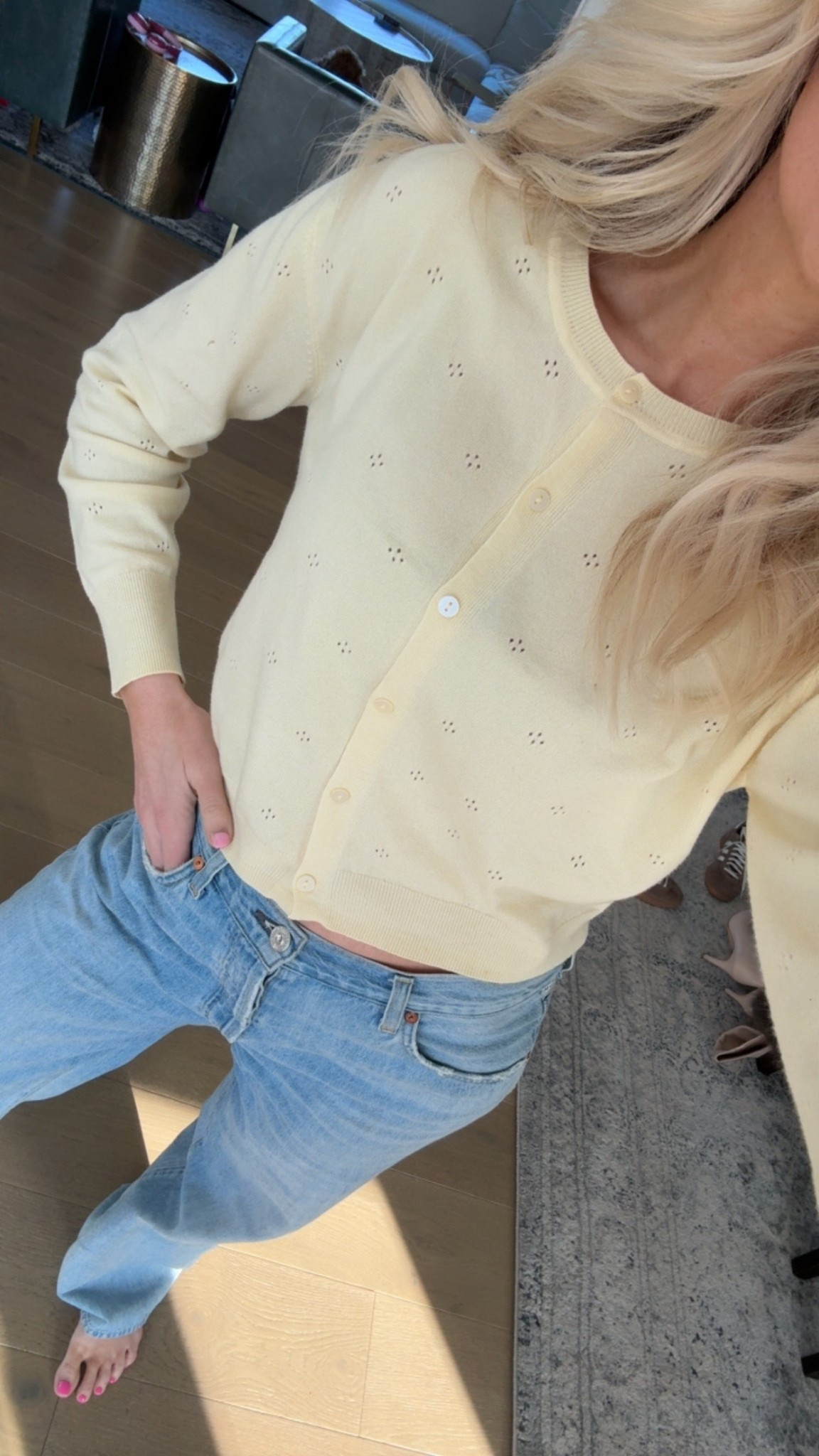 Love this pale yellow cardi! 

#LTKootd