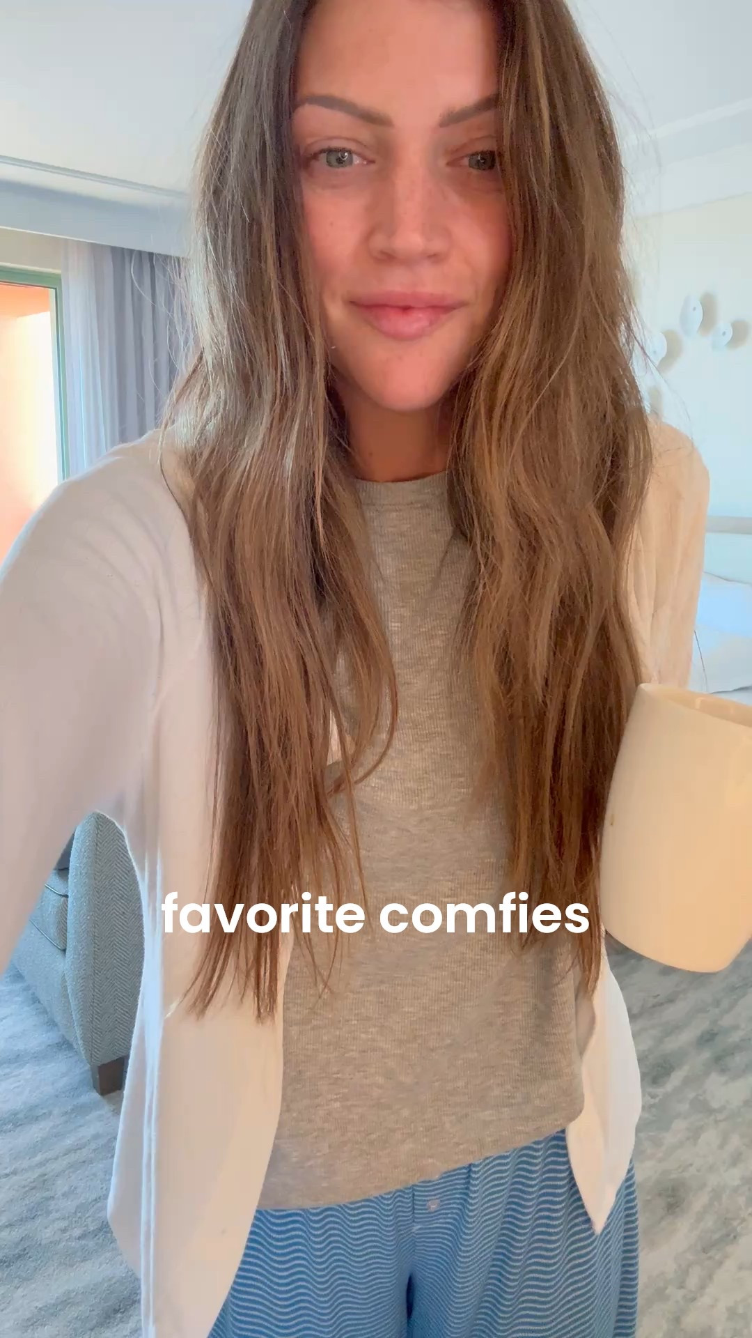 Size small cardigan / S pants / XS tee 