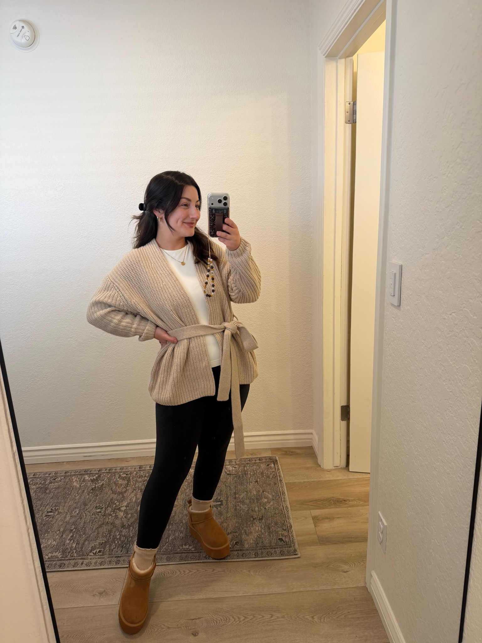 Cardigan size small petite
Top size small
Leggings size small 25 inch
Necklace used code: MimiLTK

#LTKfitnessgoals #LTKmomlife #LTKmorningroutine