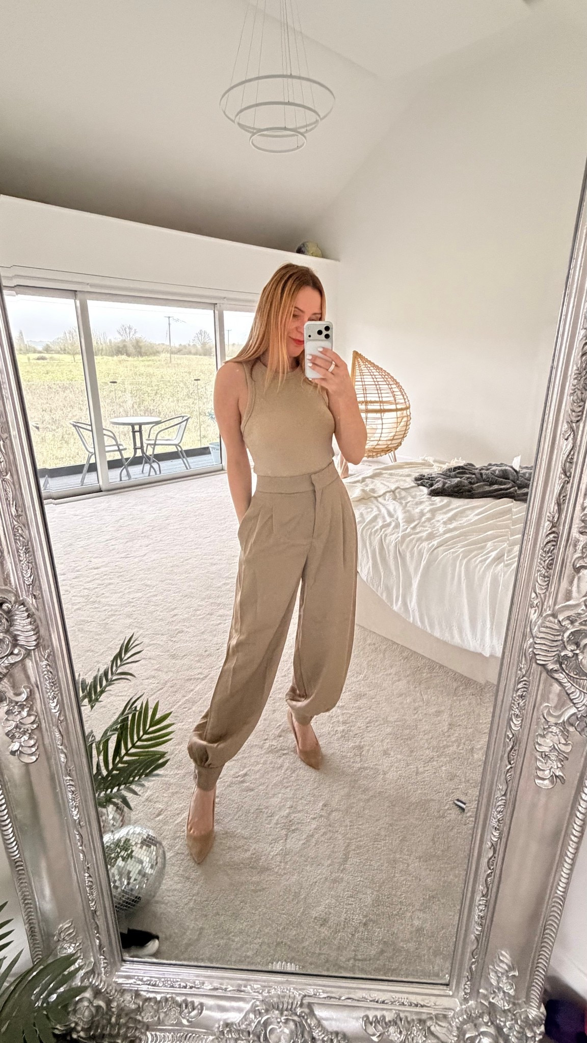 Balloon twill trousers done the HM way x

#balloon #springtrends 

#LTKspring #LTKstyletip