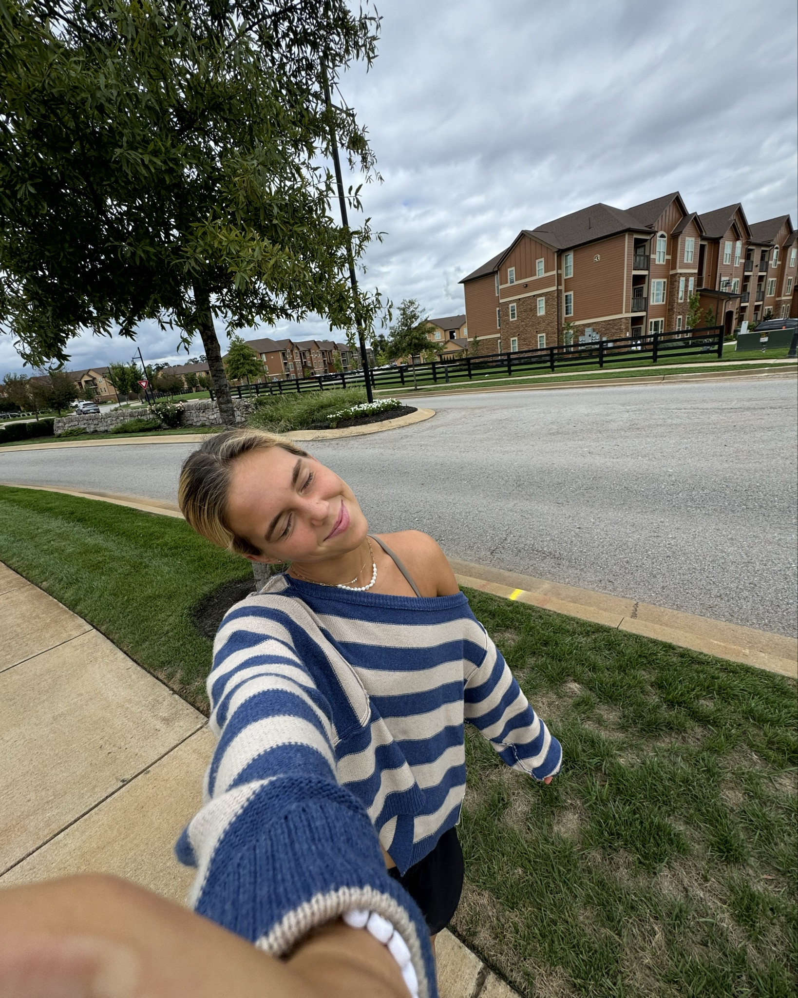 Cozy girl walk 

#LTKFitness #LTKSeasonal #LTKStyleTip