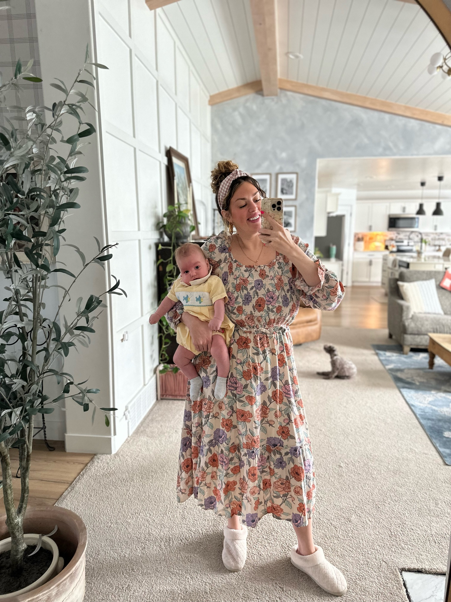 I got compliments from all the moms at Sam’s club this past weekend wearing this cute dress! I wore it all the time when I was pregnant for the perfect maternity style & now I wear it all the time because it’s perfect for nursing! 

#LTKPlusSize #LTKMidsize #LTKFindsUnder100