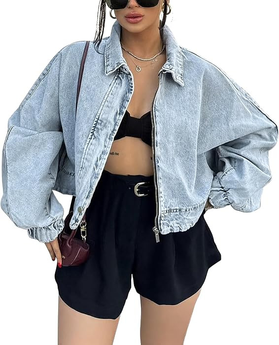 Oversized Cropped Denim Jacket Zip Up Light Wash for Women | Amazon (US)