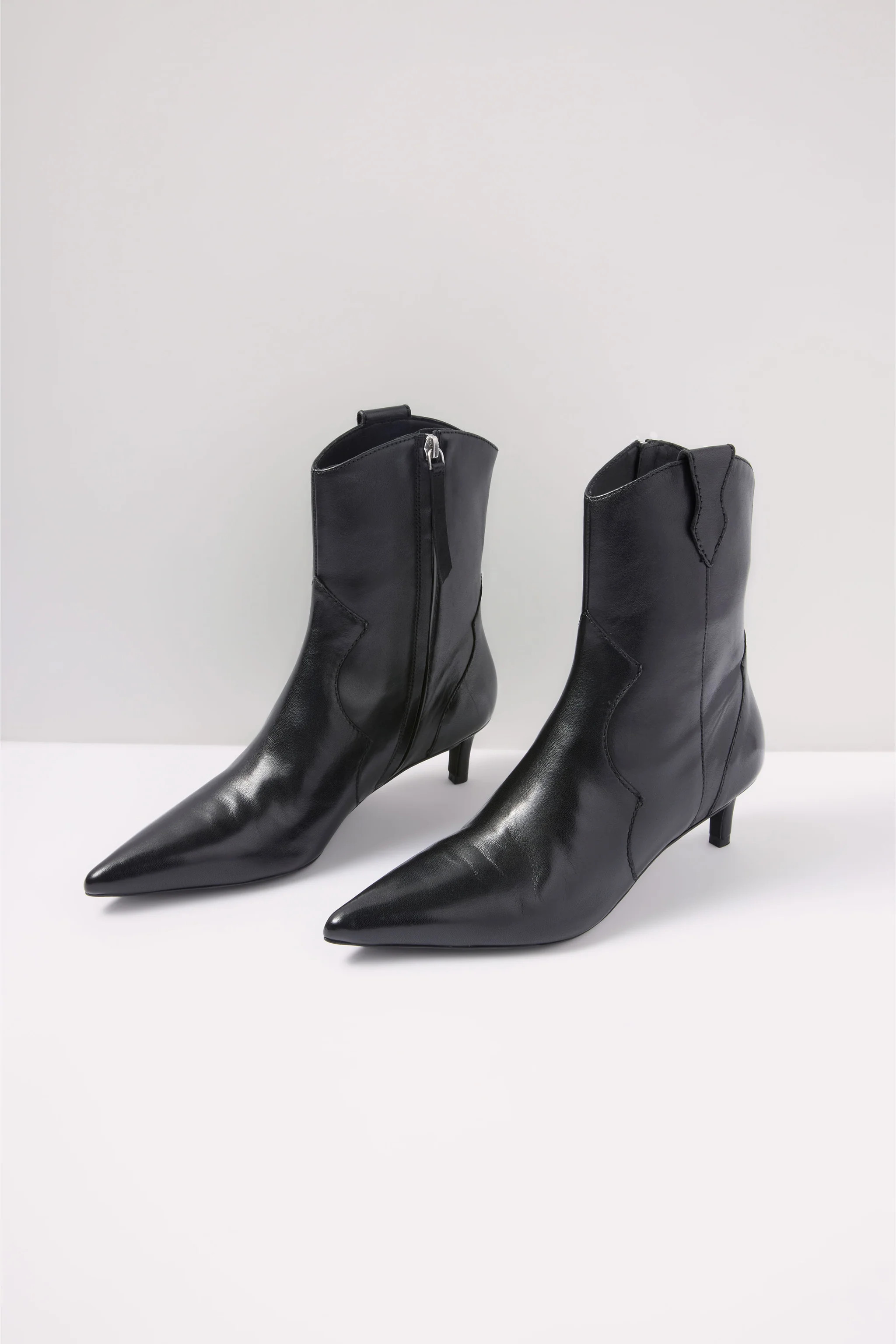 Dallas Bootie | Evereve