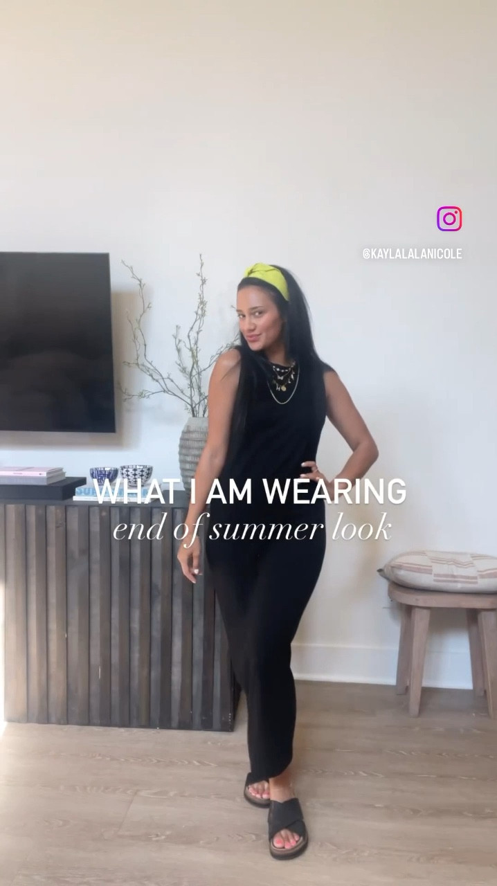 the easiest dress to take into fall!!!! 

#LTKFindsUnder50 #LTKFindsUnder100 #LTKVideo