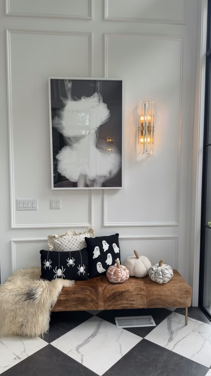 This fall home decor is 😍😍 can’t believe it’s all Walmart 🖤✨

#LTKHome #LTKdayinmylife #LTKSeasonal