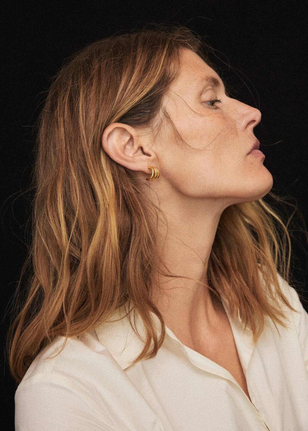 Twisted hoop earrings | MANGO (UK)