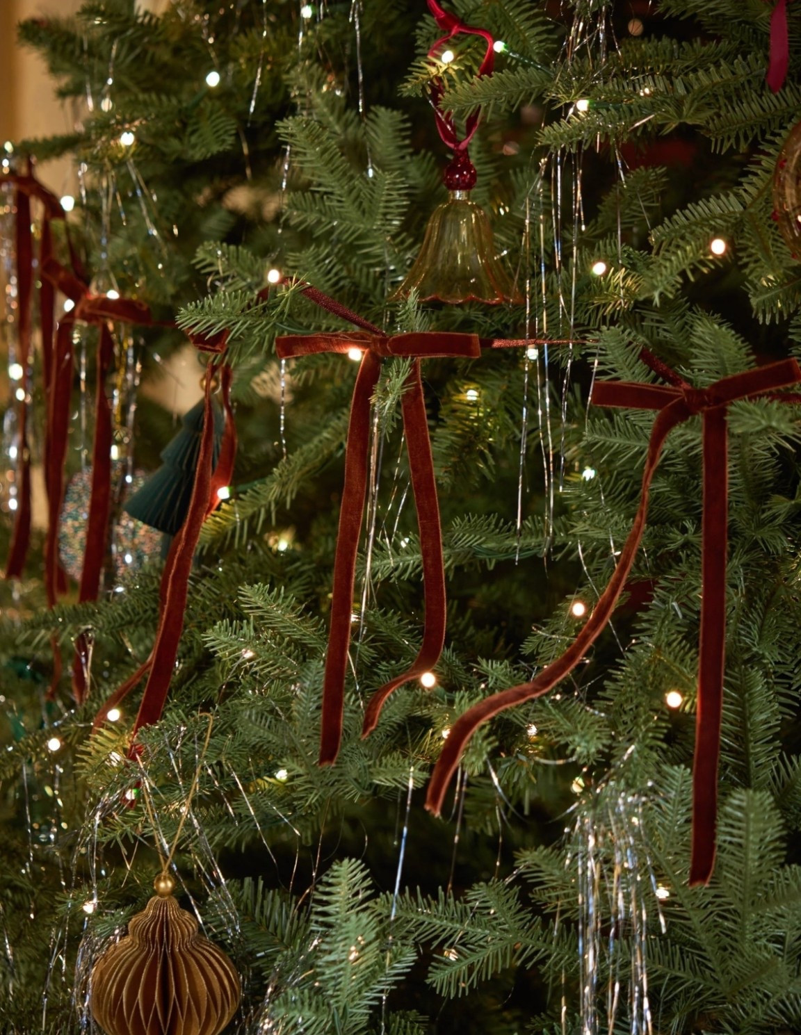 bow garland 🥹how perfect is this! This is going to sell out fast! Burgundy is the hottest color for Christmas this year

Christmas decorations, Christmas decor, home Decor 

#LTKSeasonal #LTKFindsUnder50 #LTKHome

#LTKSeasonal #LTKHome #LTKFindsUnder50