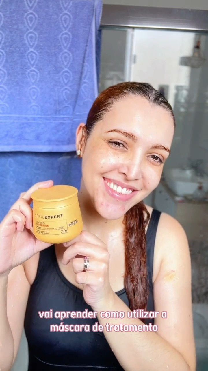 Passo a passo de como cuidar do cabelo corretamente! Hoje vamos aprender como utilizar máscara! 
#dicasdecabelo 


#LTKbrasil #LTKbeauty