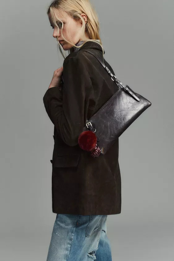 SCHULTERTASCHE MIT NIETEN | Zara DE