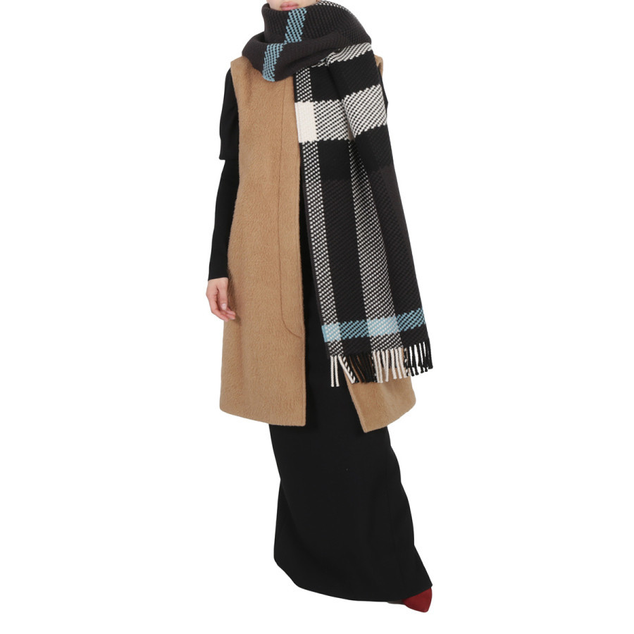 Burberry Jumbo Check Wool Fringed Scarf | Jomashop.com & JomaDeals.com