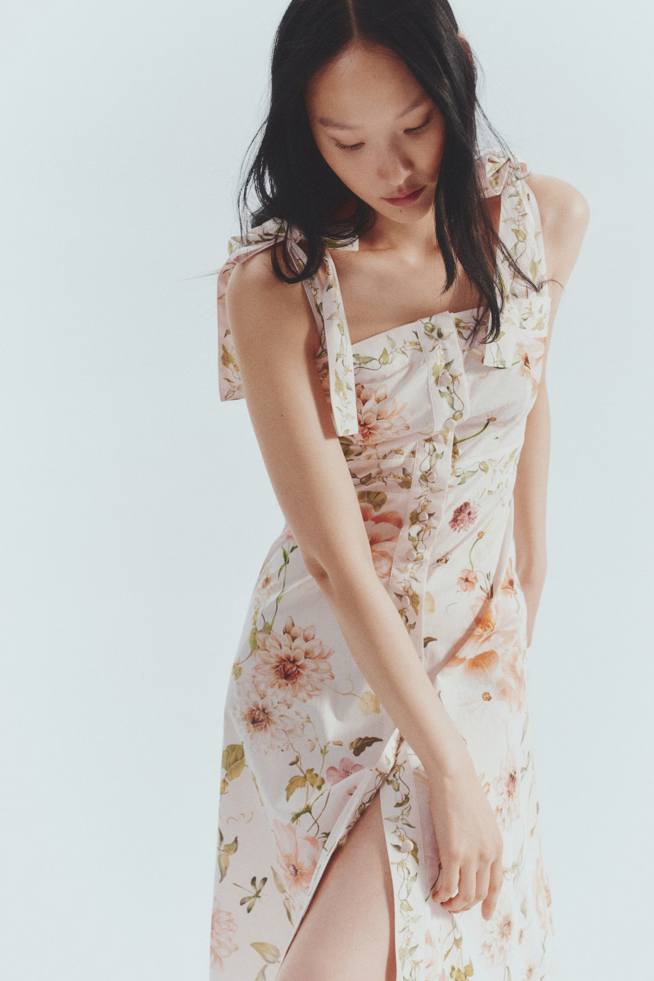 Tie-strap cotton dress - White/Floral - Ladies | H&M GB | H&M (UK, MY, IN, SG, PH, TW, HK)