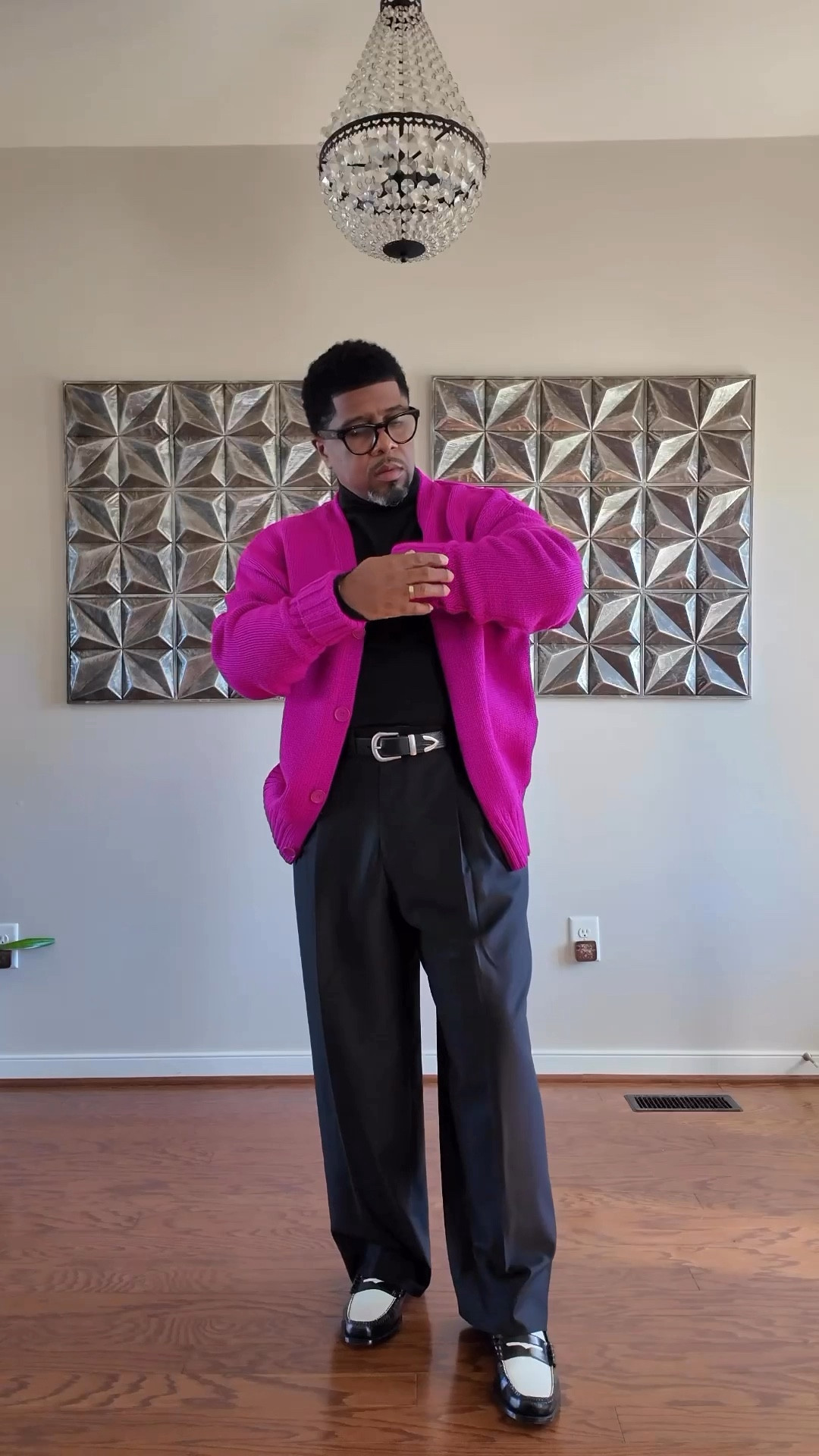 Keep it sharp, add the accent. That’s the formula.

Cardigan @zara @zaraman 
Turtleneck Sweater @bananarepublic 
Pants @bananarepublic 
Leather Belt @bananarepublic 
Loafers @ghbass via @macys @macysmen 
Eyewear @raybanmeta 
Scent @ralphlauren @ralphlaurenfragrances 
Accessories @cartier @davidyurmanmen @davidyurman 

#menswear  #menstyledaily #trending #ralphlauren #mensfashion #outerwear #coats #thursday  #fashionblogger #fall #meta #fallfashion  #contentcreator #content  #style #menwithstyle #styleinspo #fashion #classic #classicman #dapper #grwm 
#menswearinfluencer  #viral  # #photography  #OOTD #menswearblogger  less

#LTKStyleTip #LTKMens #LTKU