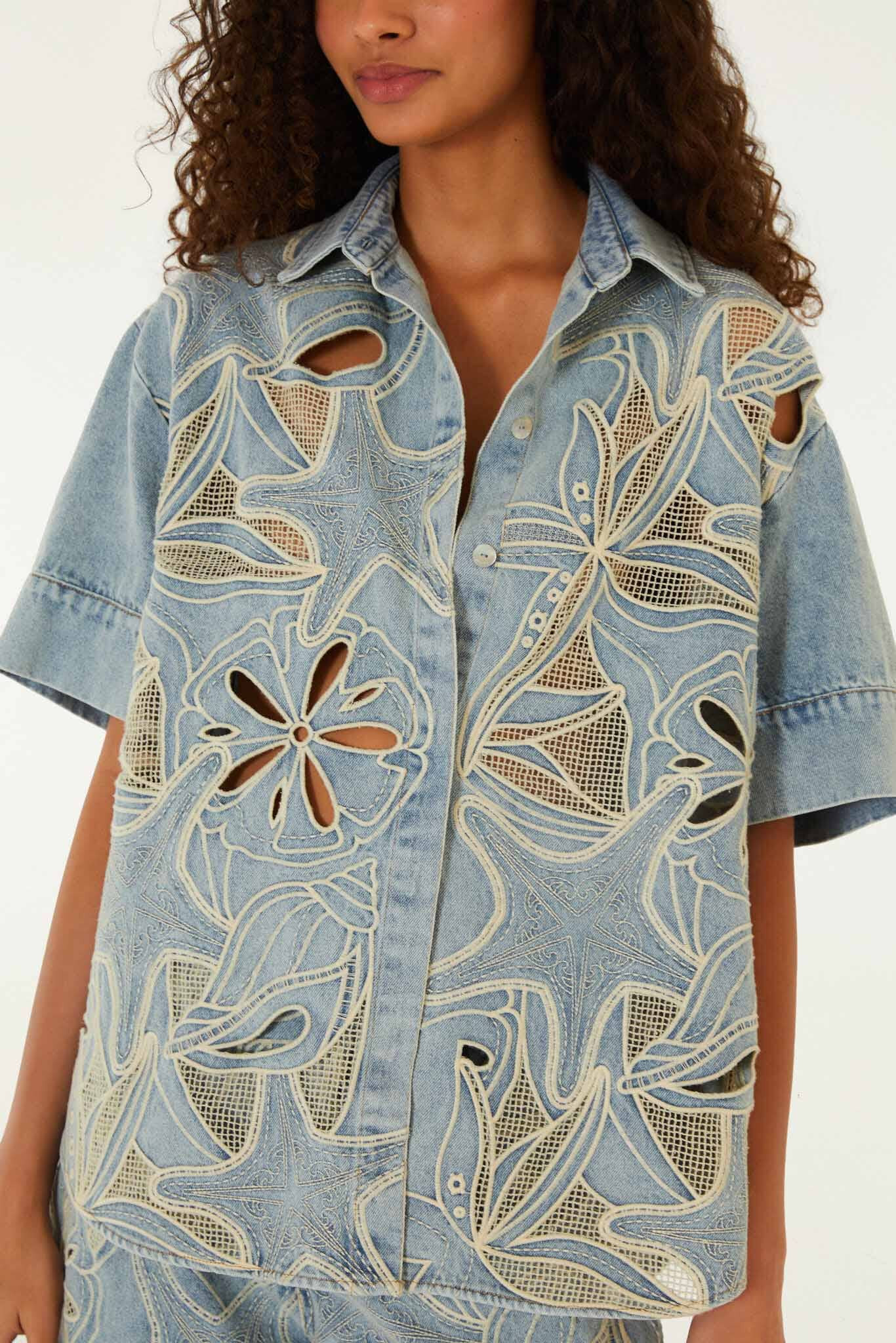 Denim Sea Desire Embroidered Short Sleeve Shirt | FARM Rio | FarmRio (US)