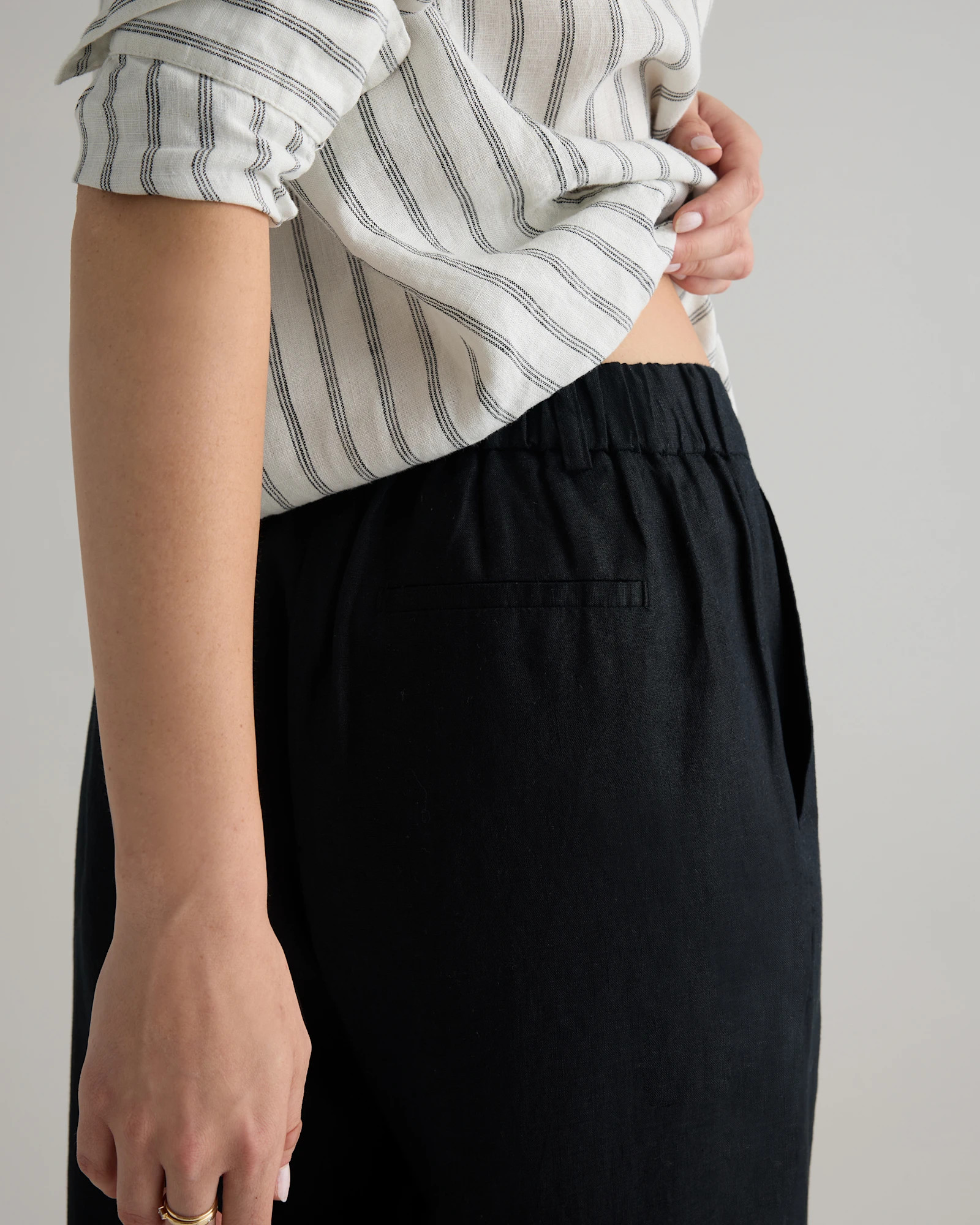 100% European Linen Pleated Trouser | Quince