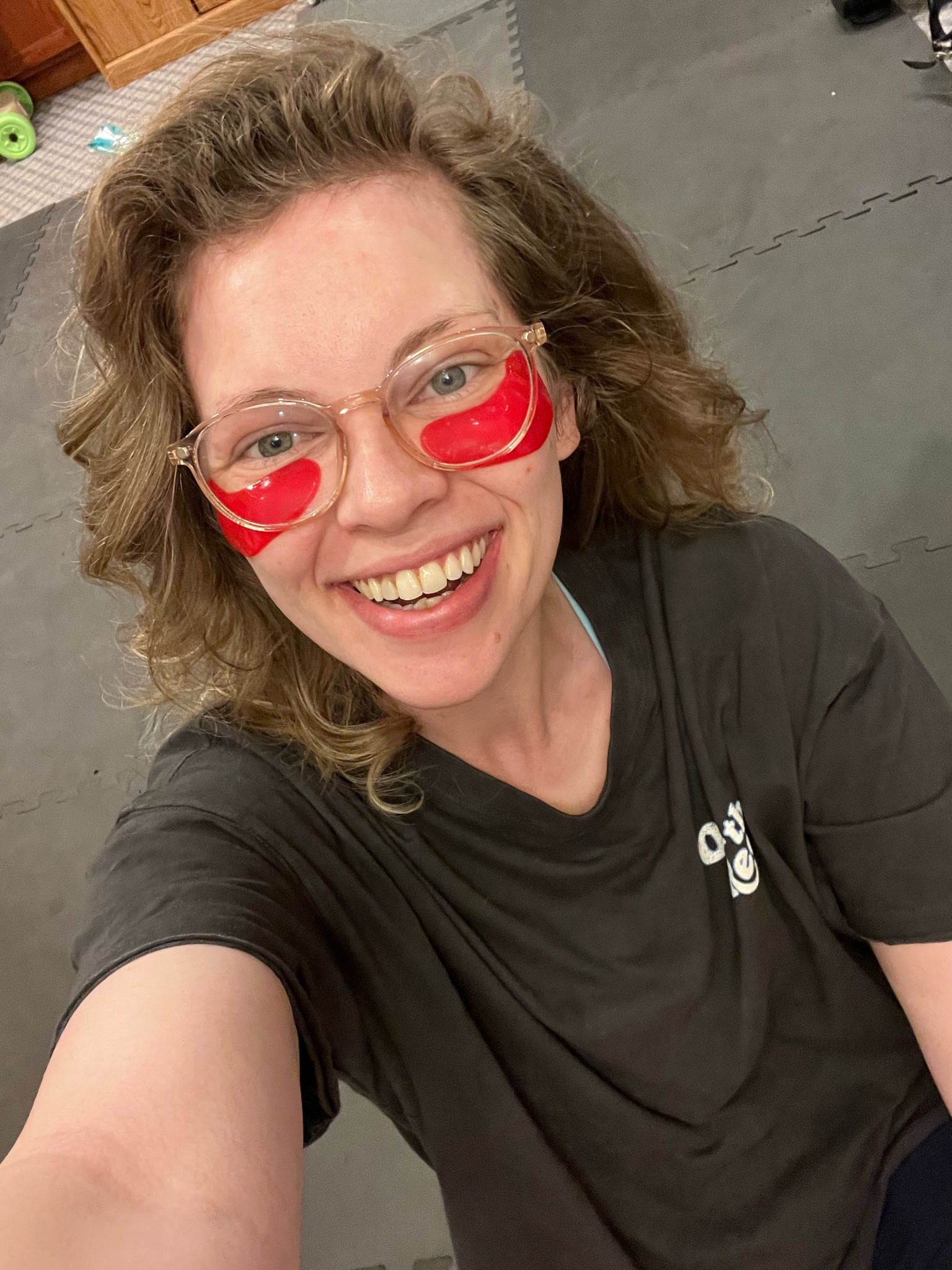 Eye patches that save you after a night of crying, no sleep, allergies, and just up exhaustion and puffy eyes from being a mom 😅😂

Grab yourself a pack and treat yo’self! 