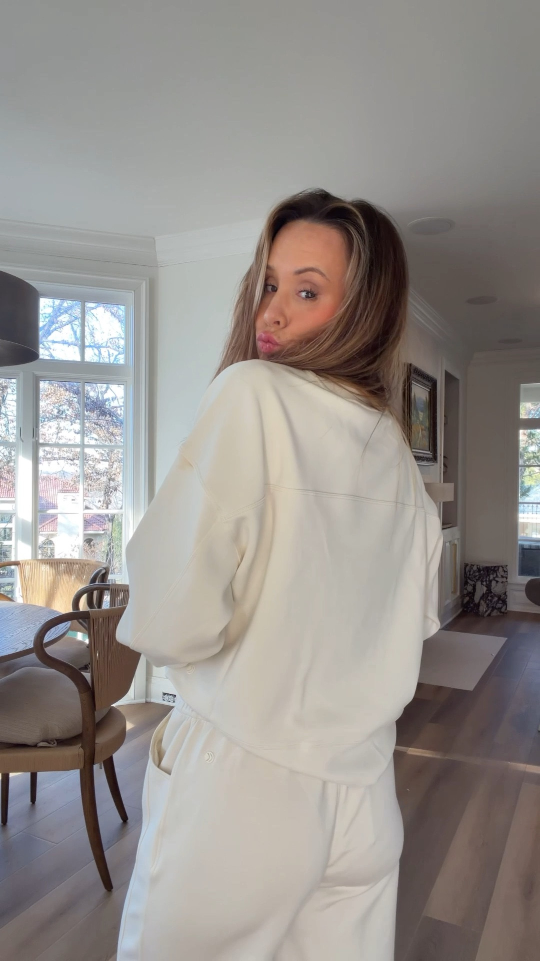 This set is QUALITY 👏🏻 I’ve been picky with my purchases lately and this one definitely passed the test!

#LTKgrwm #LTKootd #LTKmomlife