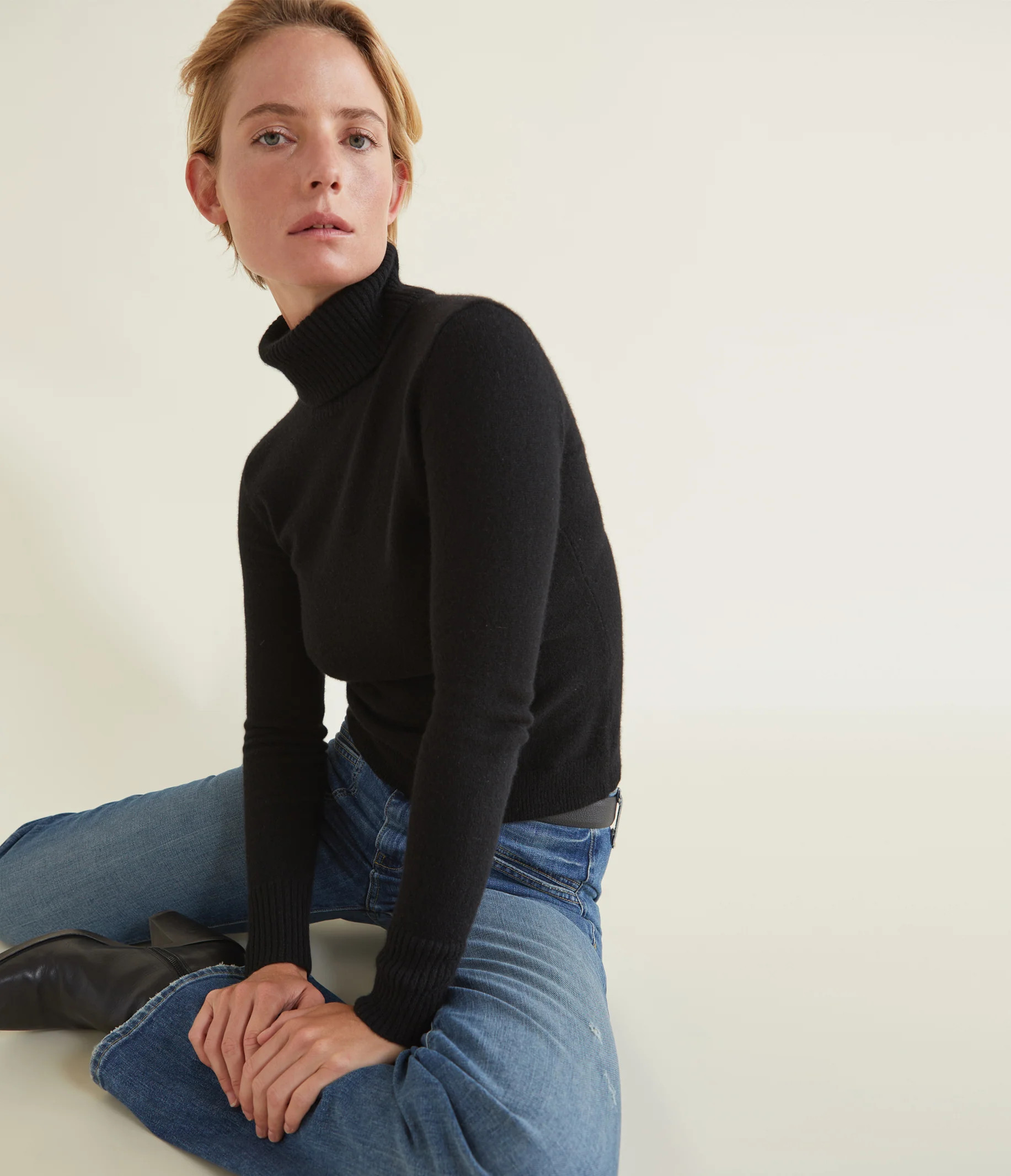 Claire Cashmere Turtleneck Sweater | MichaelStars.com