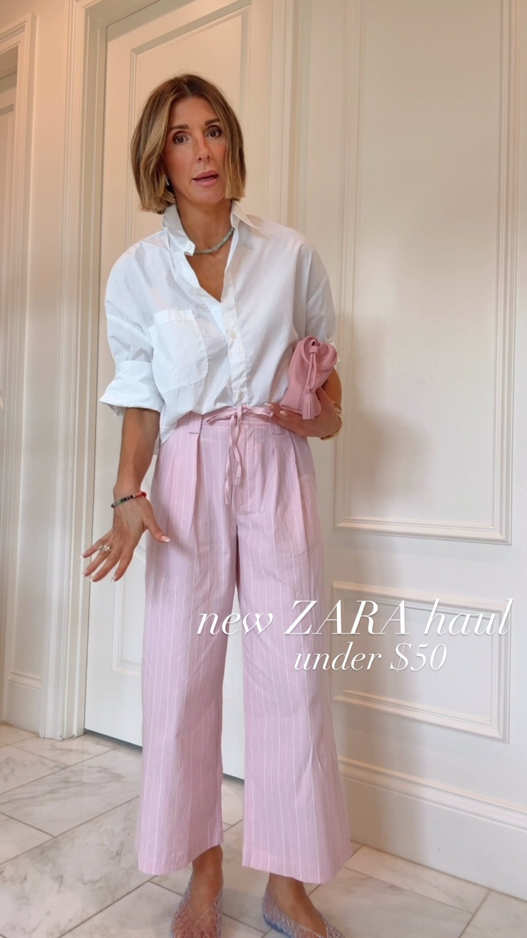 Love these lightweight pants from Zara. Under $50 I'm wearing size xs