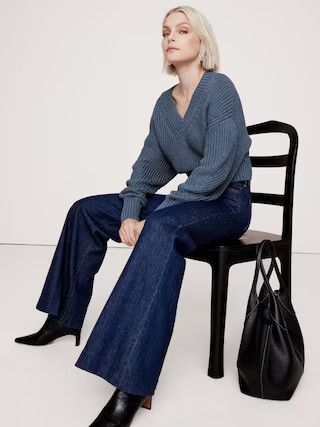 Oversized Cropped V-Neck Cotton Sweater | Banana Republic (US)