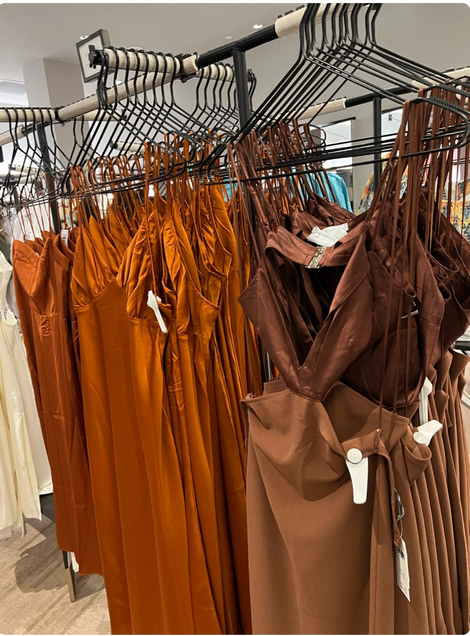 Fall outfits 
Family photoshoot outfits 
Fall dress
Fall dresses 
Wedding guest dress 
Satin dresses 
Midi dresses 
Sweater dress
Rust dress 
Brown dress 
Fall style 
Abercrombie 
Petal and pup 
Fall wedding guest dress 

#LTKSeasonal #LTKunder100 #LTKfamily