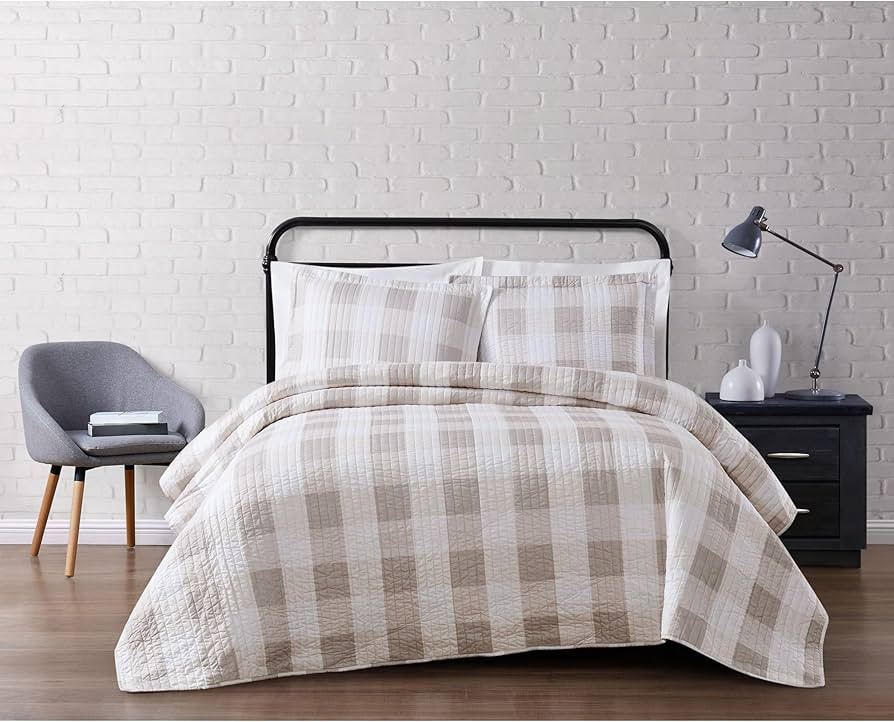 TRULY SOFT Everyday Buffalo Plaid Khaki Full/Queen Quilt Set | Amazon (US)
