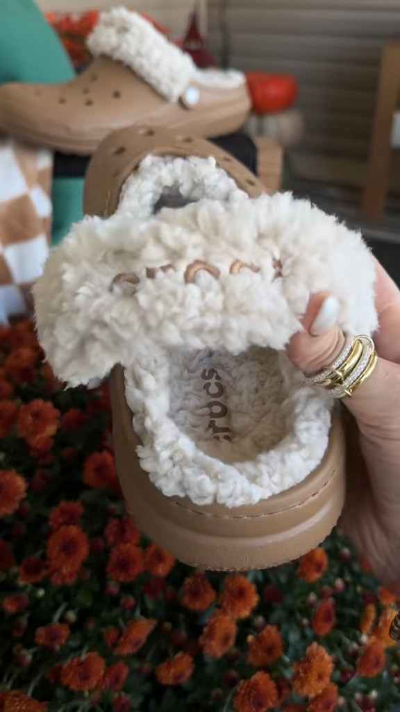 Crocs new fleece lined clogs. #crocs #crocsslippers #slippers #giftidea

#LTKGiftGuide #LTKShoeCrush #LTKSeasonal