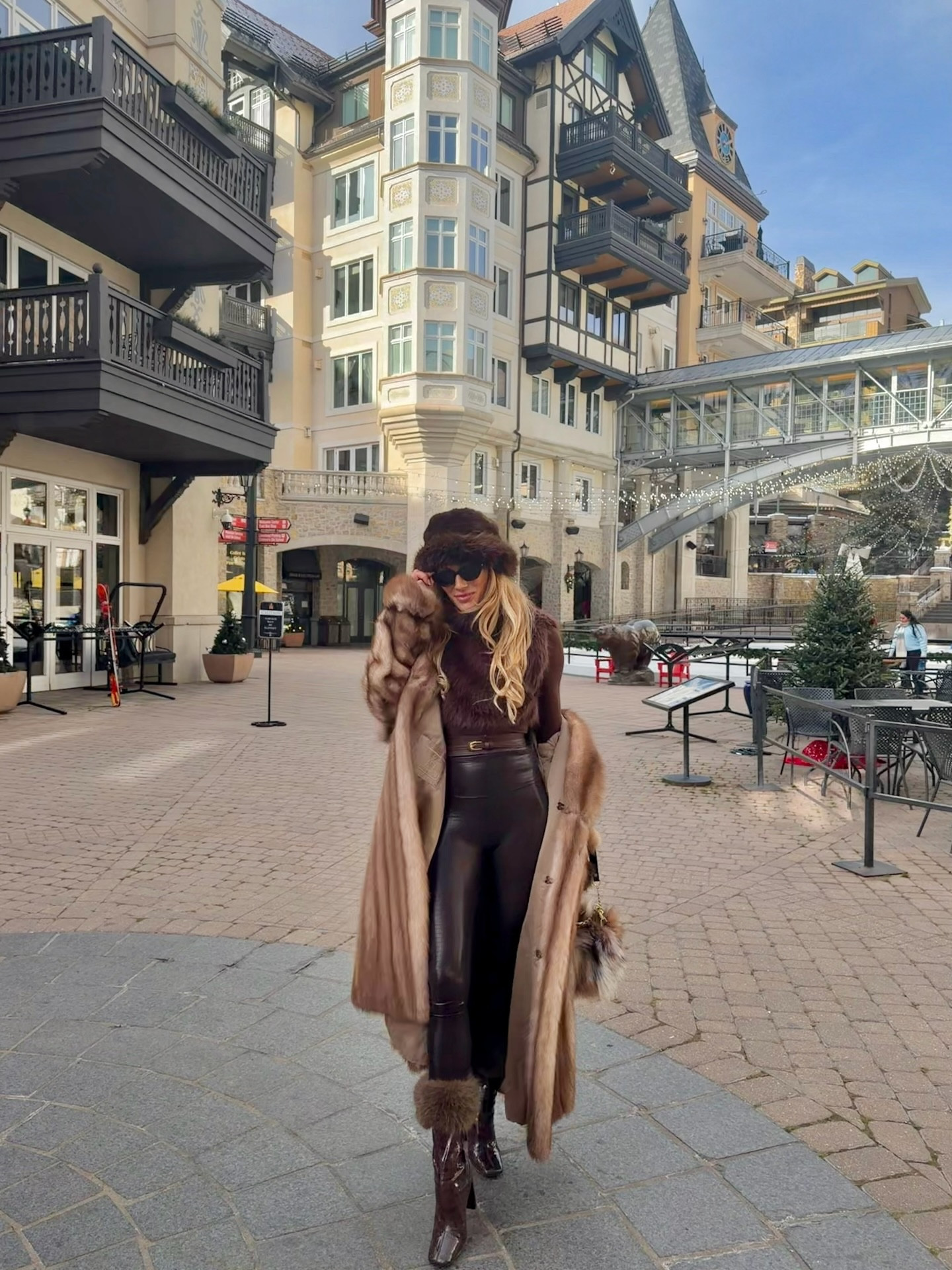 Consider this your daily reminder that brown is the new black and I’m the new standard. 🤎☕️ 

Swipe for the full Vail luxury serve—slide 4 is the actual mood. 

The ultimate winter textures: Faux fur meets liquid leather. 🧥 This oversized coat is a total statement piece, paired with high-waisted leggings for a sleek silhouette.


#skifashion #winterstyle #outfitinspo #apresskistyle #monochrome @spanx @shein_us @sheinofficial @amazonfashion

#LTKootd #LTKgrwm #LTKdayinmylife