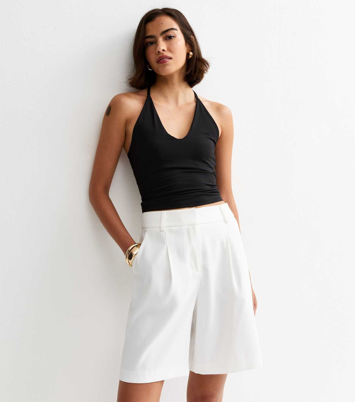 White Longline Pleated Shorts | New Look | New Look (UK)