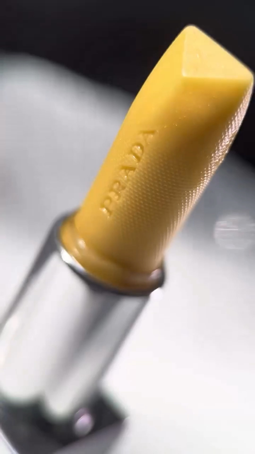 I laughed, I cried, I’m obsessed 😍 The new Prada Beauty Banana Balm is officially my lip love ❤️ Available now at @sephora �

#GiftedByPradaBeauty #PradaBeauty #PradaBalm #PradaBeautyBananaBalm @pradabeauty @Sephora