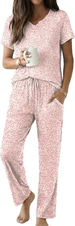 Ekouaer 2 Piece Womens Pajamas V Neck Short Sleeve Top and Long Pants Pjs Print Lounge Set Sleepw... | Amazon (US)