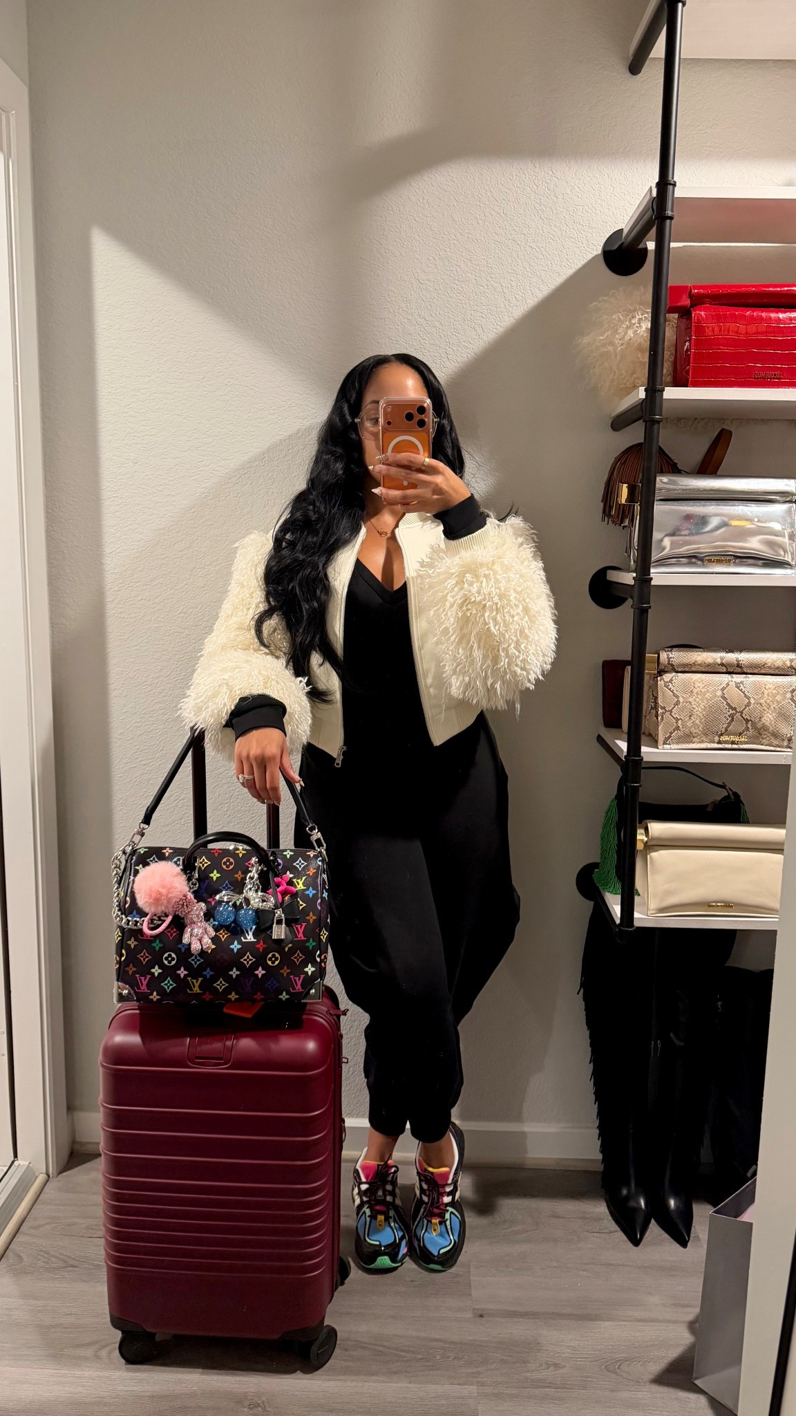 Another Elevated Casual slay for the airport! Catching flights looking cute and comfy is my specialty 🖤✈️

#LTKTravel #LTKHoliday #LTKSeasonal