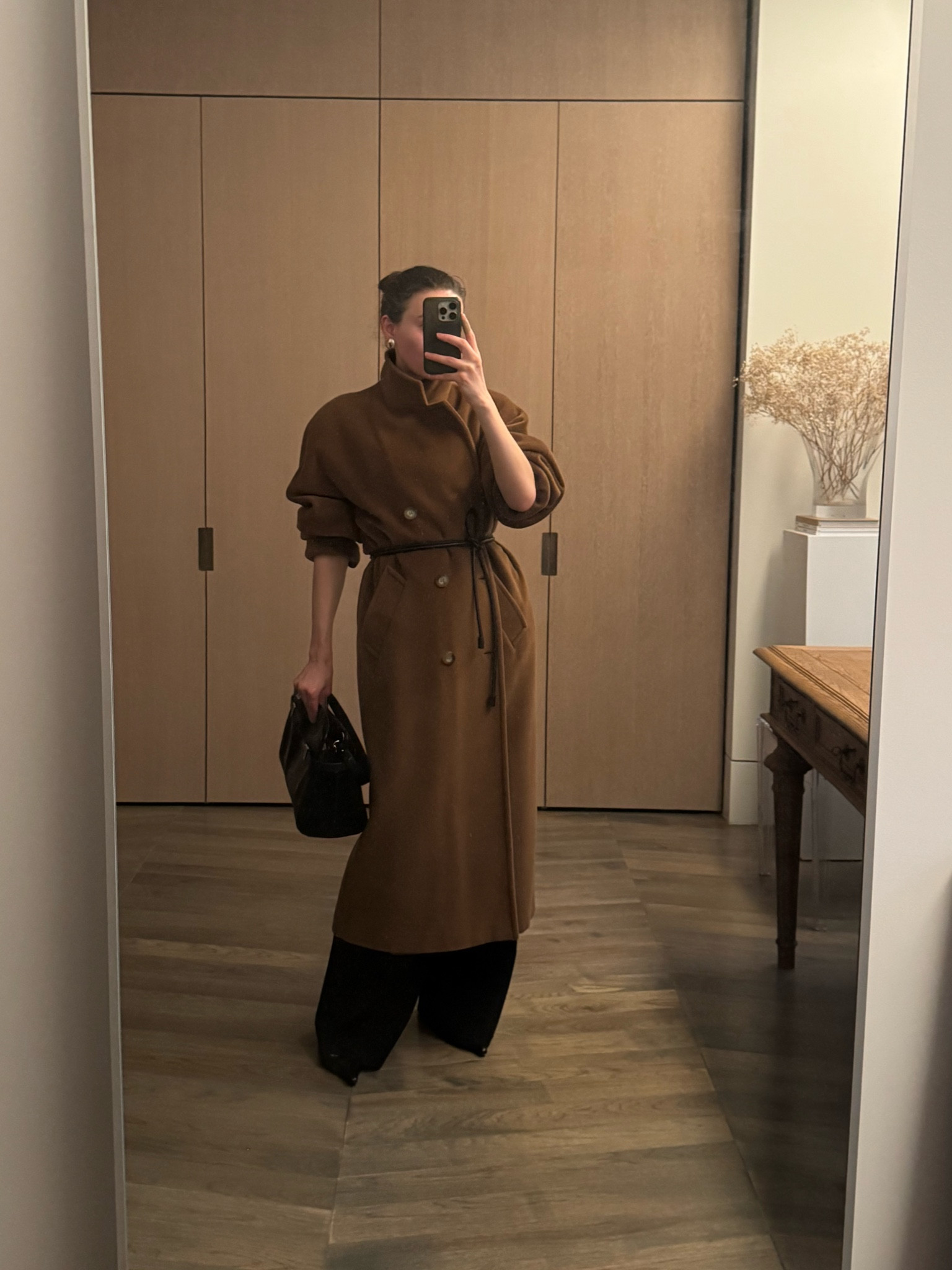 The difference a cinched waist can make 

#LTKStyleTip #LTKItBag #LTKShoeCrush