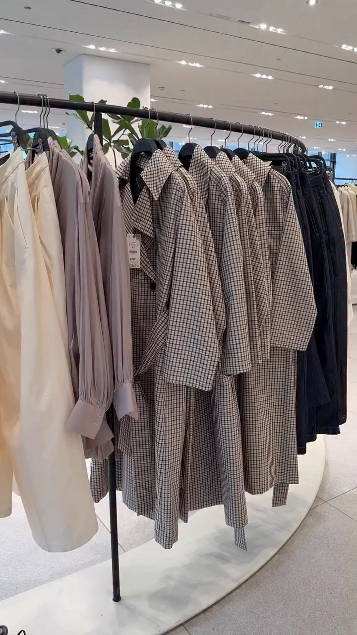 My Zara spring outwear picks✨Comment SHOP and I will send you links to your DM🔗
.
.
#springoutfit #zaraoutfits #zarajacket #trenchcoat