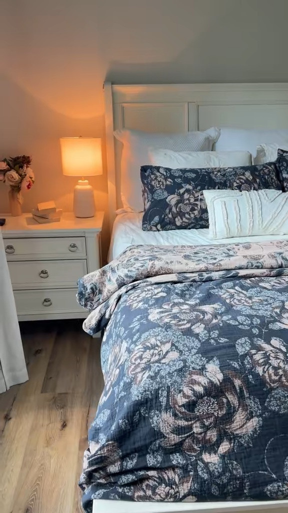 I've had my eye on this duvet cover for awhile, and finally pulled the trigger on prime day! The quality is so good. #guestroom #duvetcover
#masterbedroom #homeinspo
#OrganicModern

#LTKHome