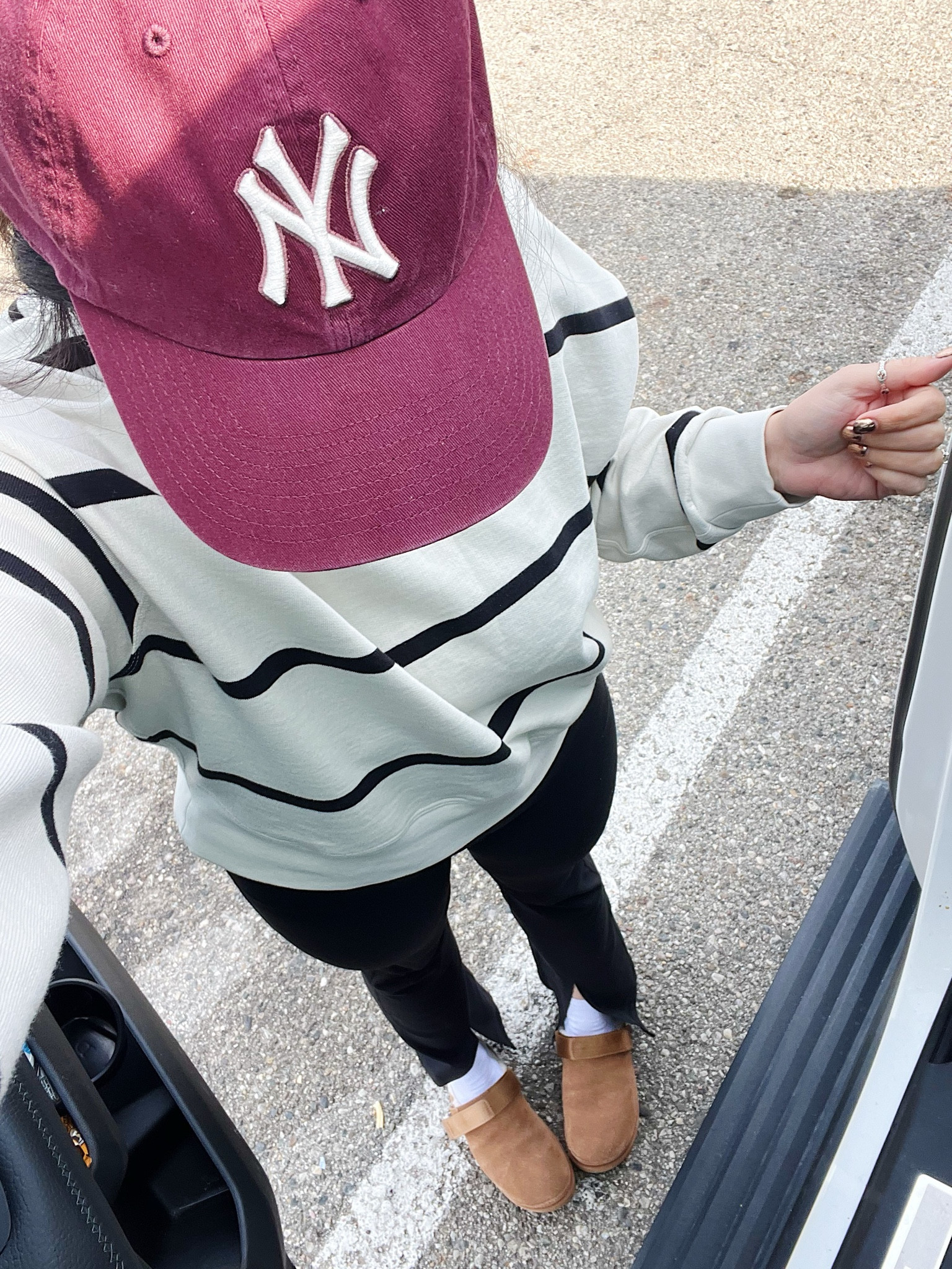 • size 8 striped sweatshirt 
• medium leggings 
• Uggs true to size - if between, go up! 

#LTKStyleTip #LTKSeasonal #LTKFindsUnder50