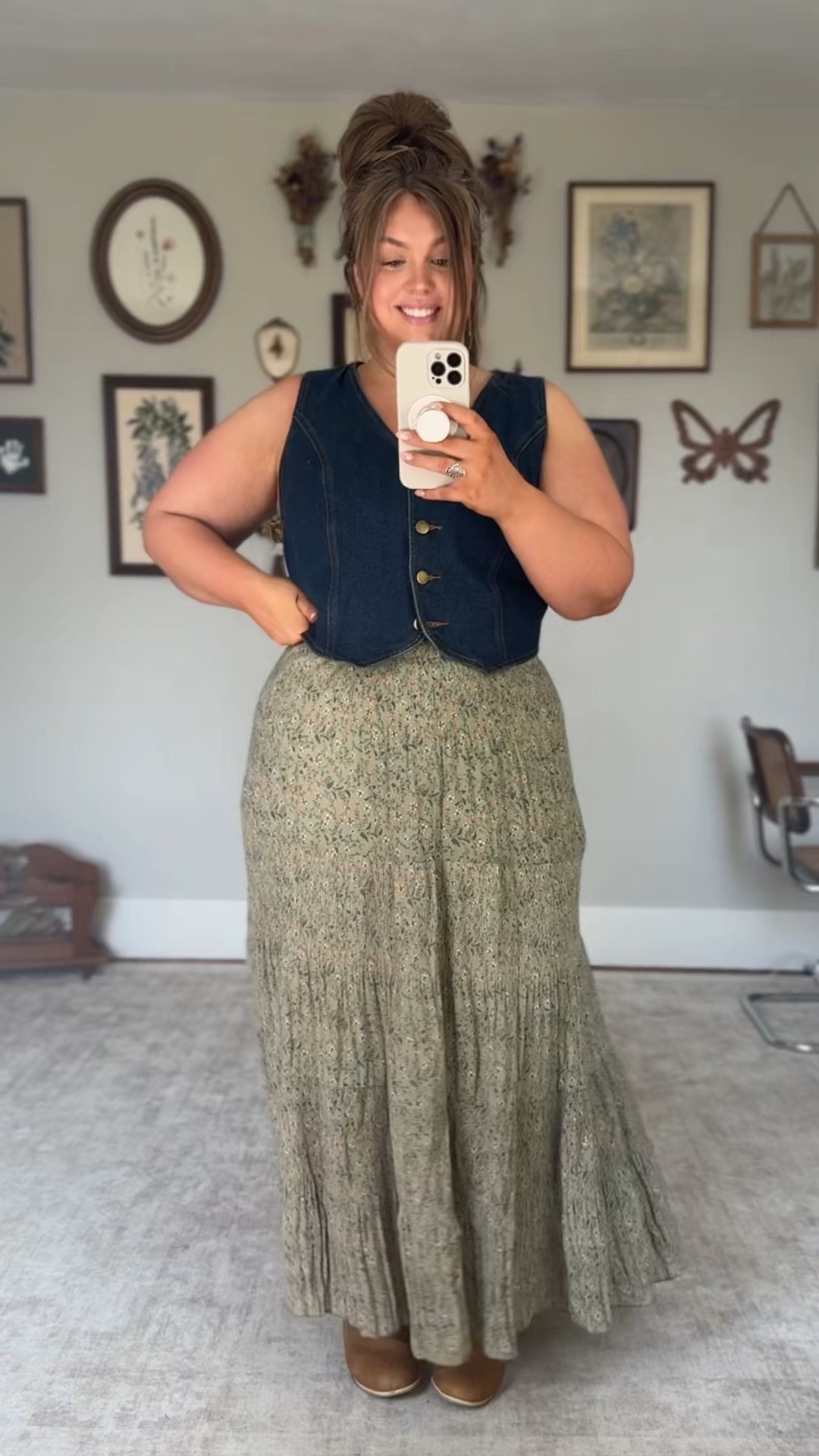 Maxi skirt + denim vest = perfection every time lol

#LTKMidsize #LTKootd