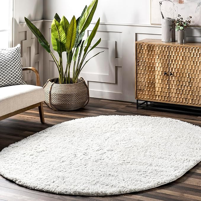 nuLOOM Marleen Contemporary Shag Area Rug, 6' 7" x 9' Oval, Off-white | Amazon (US)
