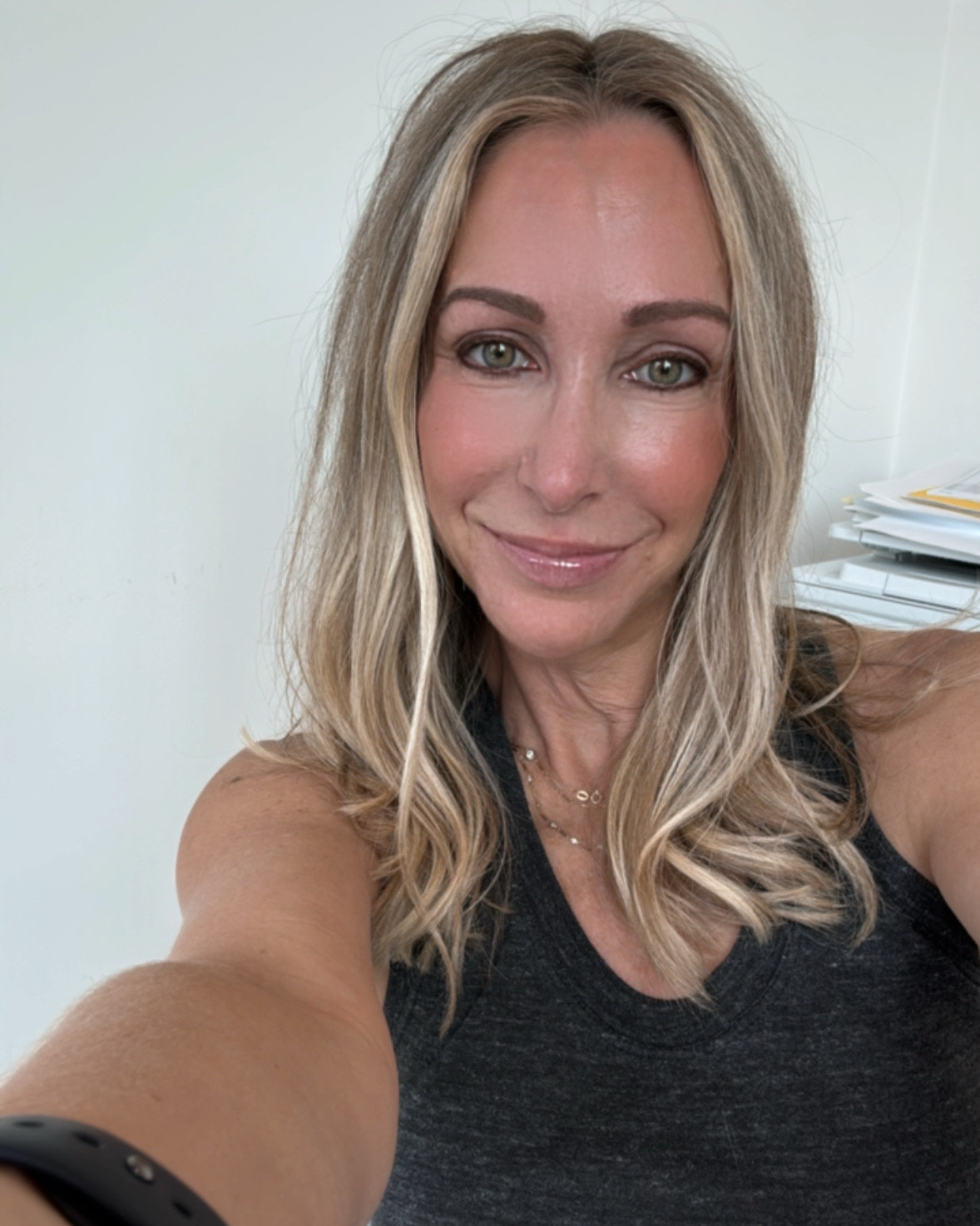 8 wellness + beauty products I cannot live without as a 49-year-old mom ✨

From skincare that keeps me glowing to wellness staples that actually make me feel human—these are the tried-and-true products that get me through busy days, travel, and everything in between.

Because taking care of yourself in your 40s (and beyond) isn’t optional—it’s essential. 💛

#LTKFindsUnder50 #LTKBeauty #LTKOver40