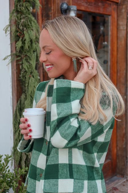 Cozy Chic Holiday Outfit

Use code TAYLOR30 for 30% off Draper James until 12/12

Winter coat, holiday outfit, long coat, green outfit, outfit inspo 

#LTKstyletip #LTKSeasonal #LTKHoliday