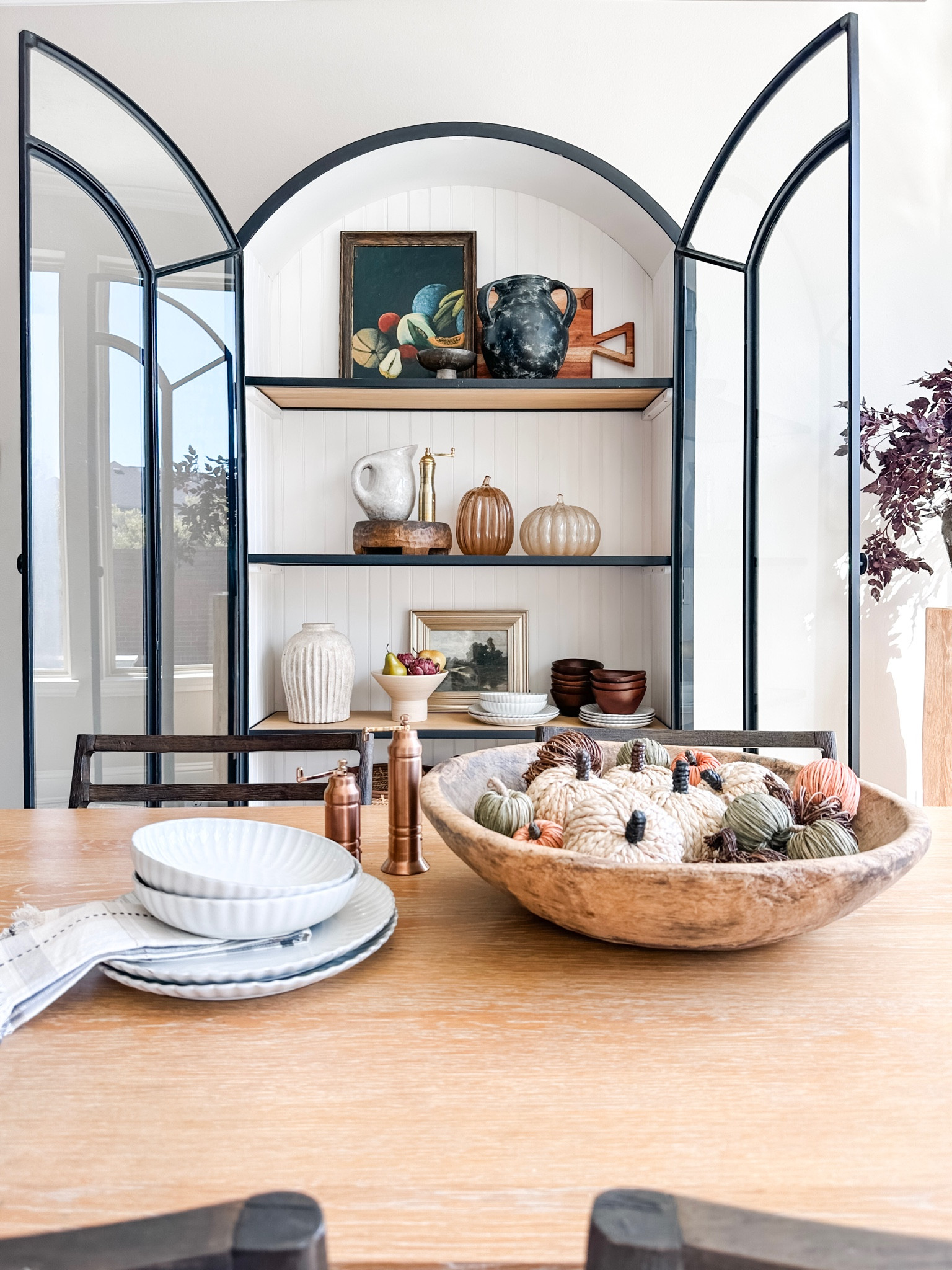 Fall Dining Table

Seasonal Decor | Fall-ing in love with your home | Fall decor, fall home, fall home inspo, fall decorating, fall accents, pumpkins, fall colors, autumn home, autumn decor, autumn inspo, autumn decorating, decor finds, autumn colors, fall color scheme

#LTKHome #LTKFindsUnder100 #LTKSeasonal