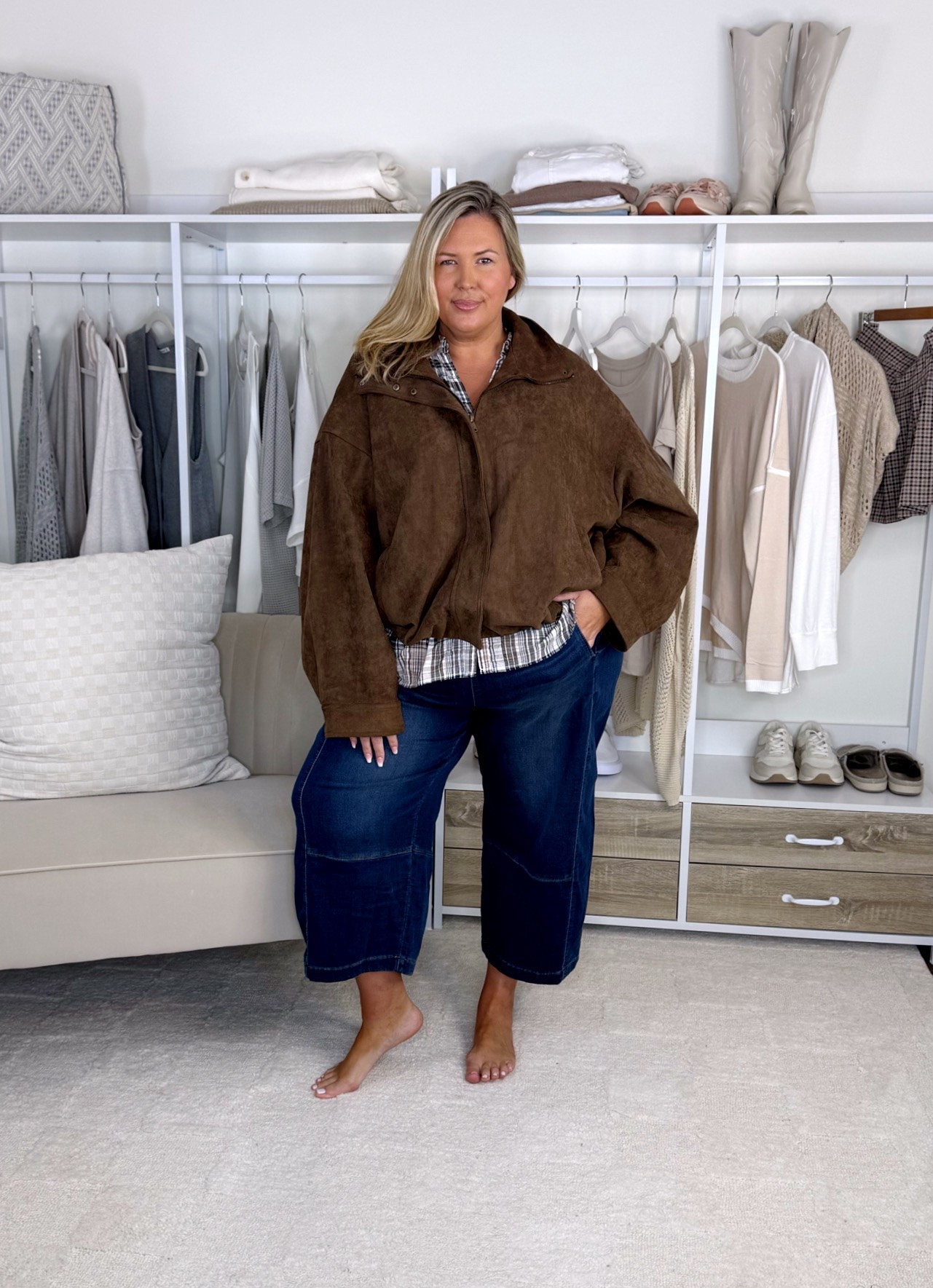 Wearing a size 2X!! The plaid shirt I would size up if you’re in between! Plus size, outfit inspo, apron belly, mom life, fall fashion

#LTKPlusSize #LTKMidsize #LTKSeasonal
