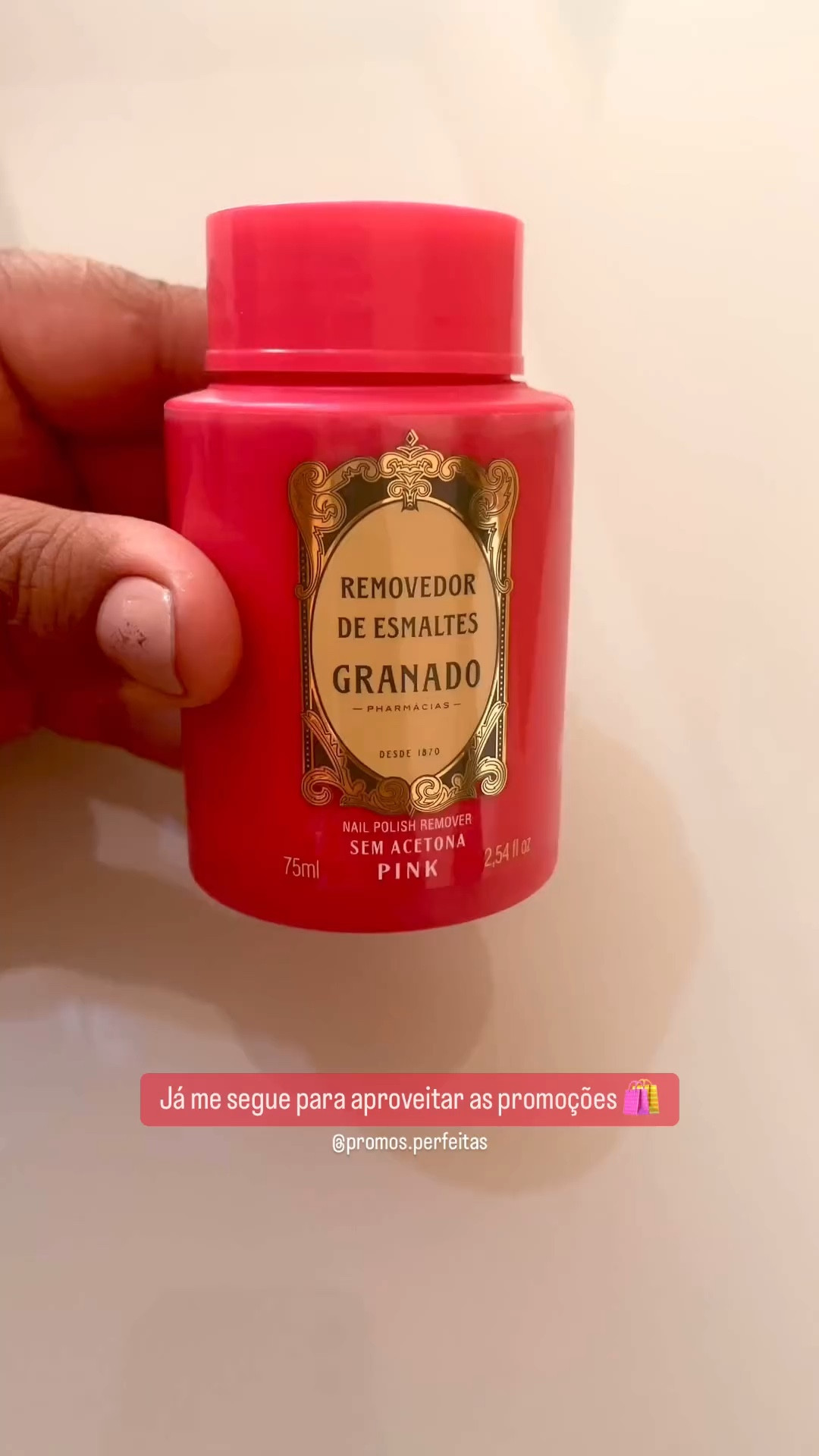 
O Removedor de Esmaltes Pink é
livre de acetona e, por isso, remove sem agredir, ressecar ou esbranquiçar as unhas e cutículas. Remove todo o resíduo do esmalte de forma prática e eficaz!

💅Hidrata e Nutre intensamente as unhas e cutículas, pois contém ativos como vitamina E, glicerina vegetal e
D-Pantenol.


#LTKbeauty #LTKbrasil
