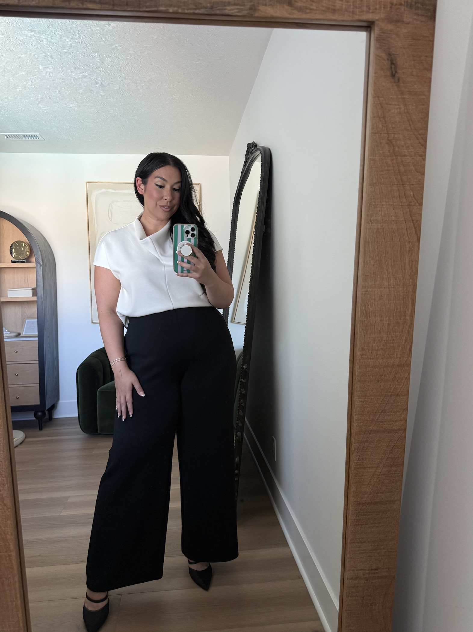 This is such a gorgeous jumpsuit! I love the neckline and the wide leg pants are so fun.

Wearing XL

spanx, workwear, fall work outfits, mid size workwear, mid size ootd, what to wear to work, wide leg pants for work, dress pants, mid size dress pants 

 #LTKootd #LTKMidsize